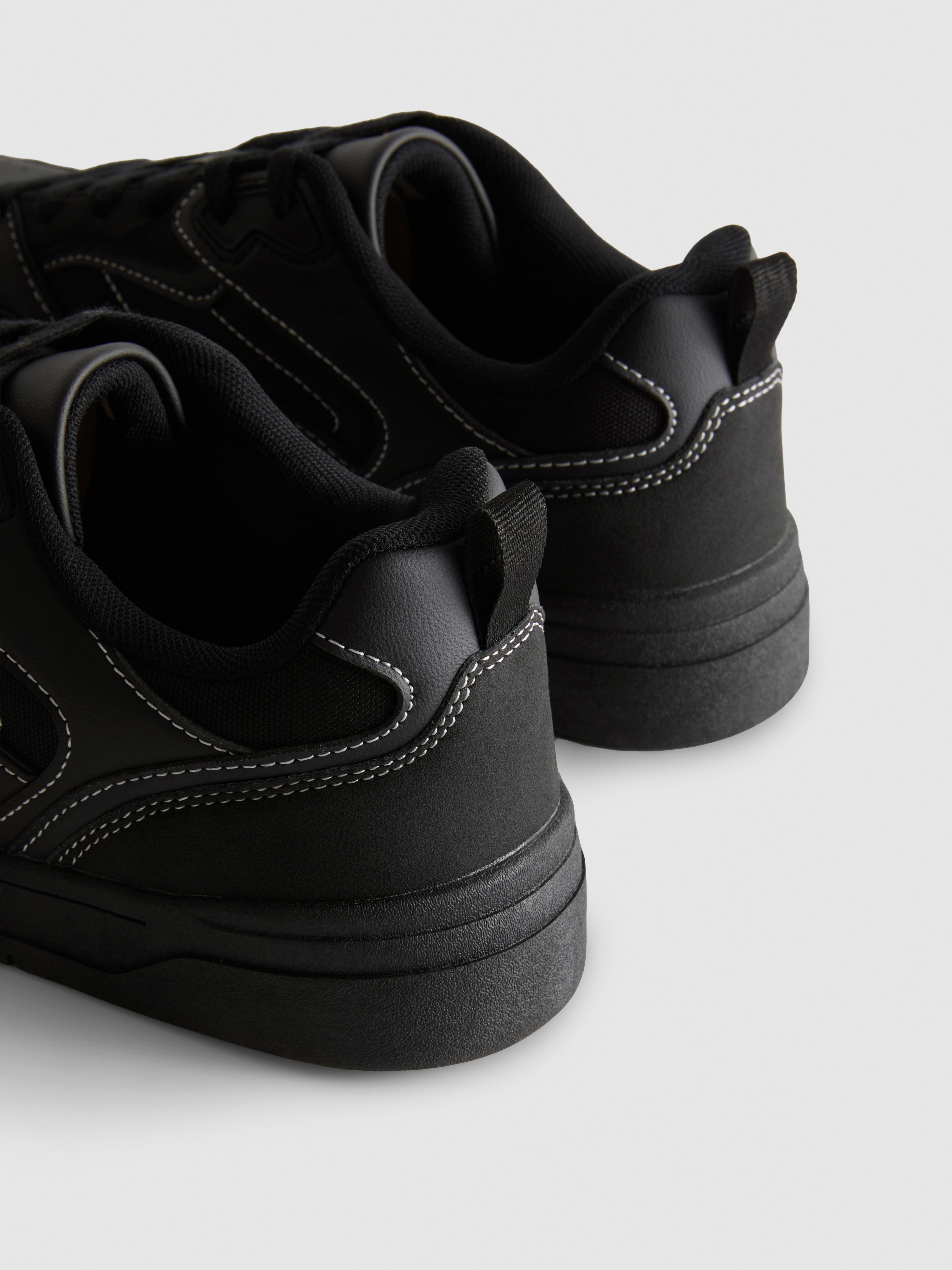 Contrast Stitch Low-Top Trainers