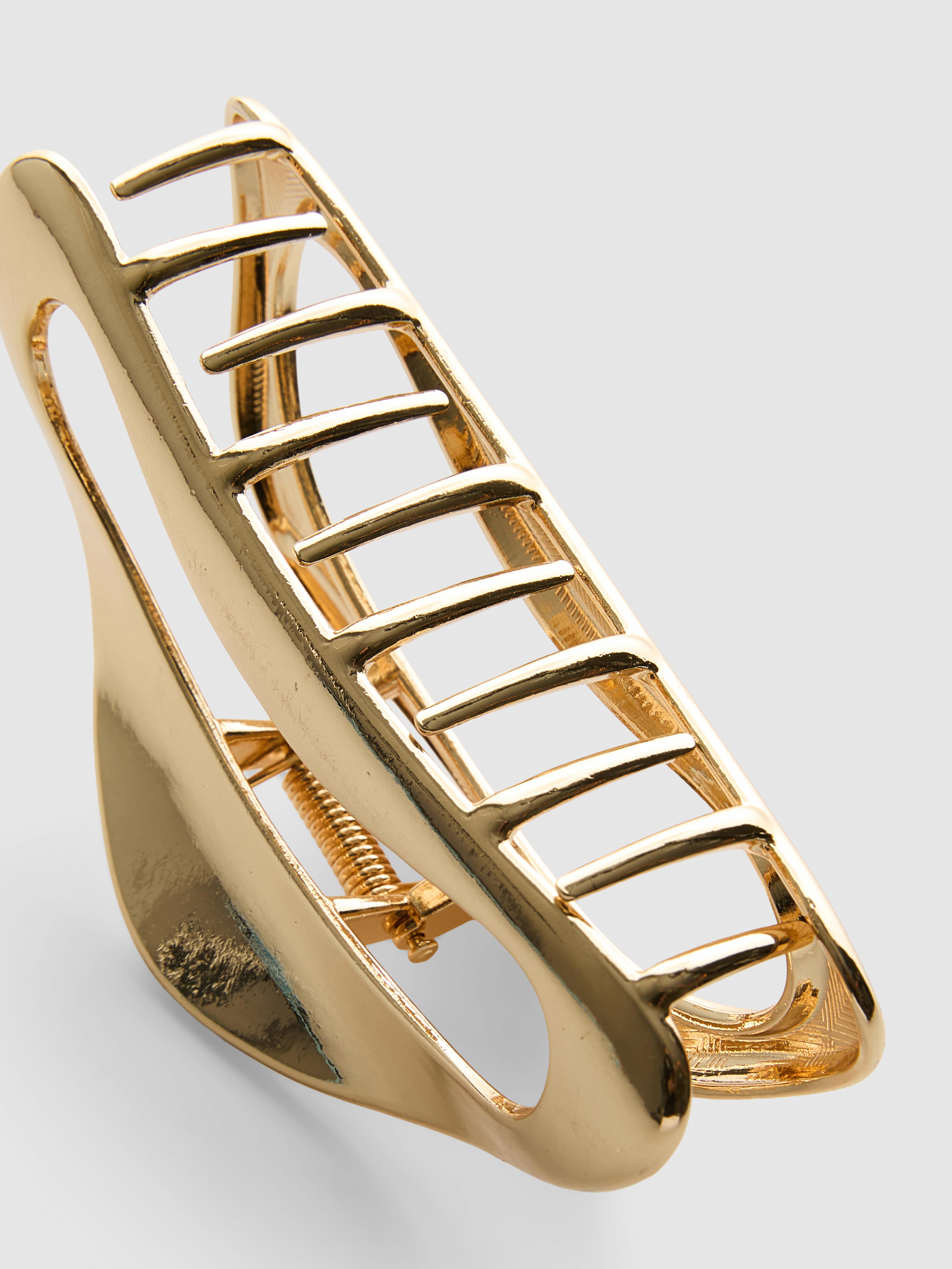 Cut-Out Hair Claw Clip