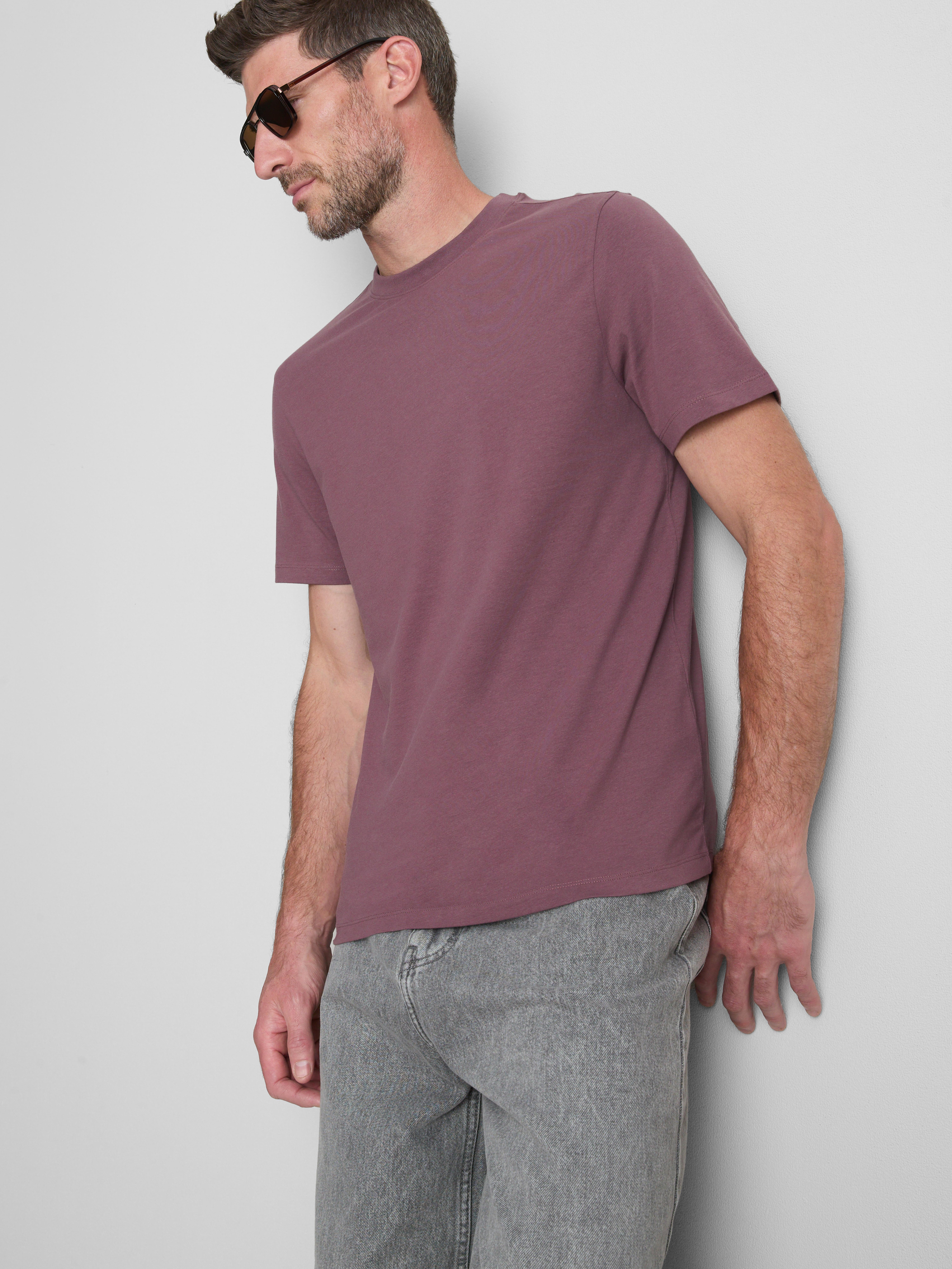 Relaxed Fit LYCRA® T-Shirt