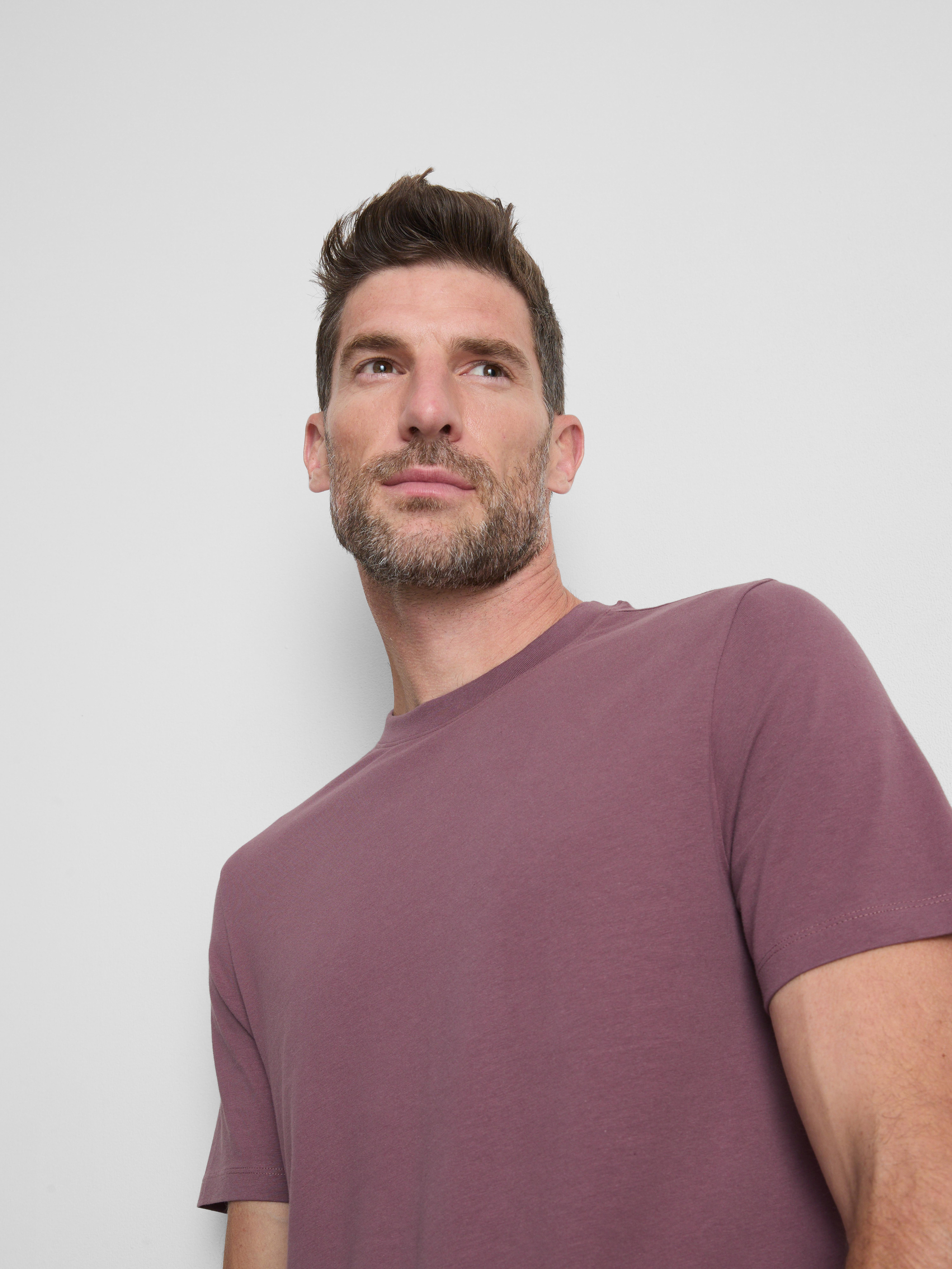 Relaxed Fit LYCRA® T-Shirt