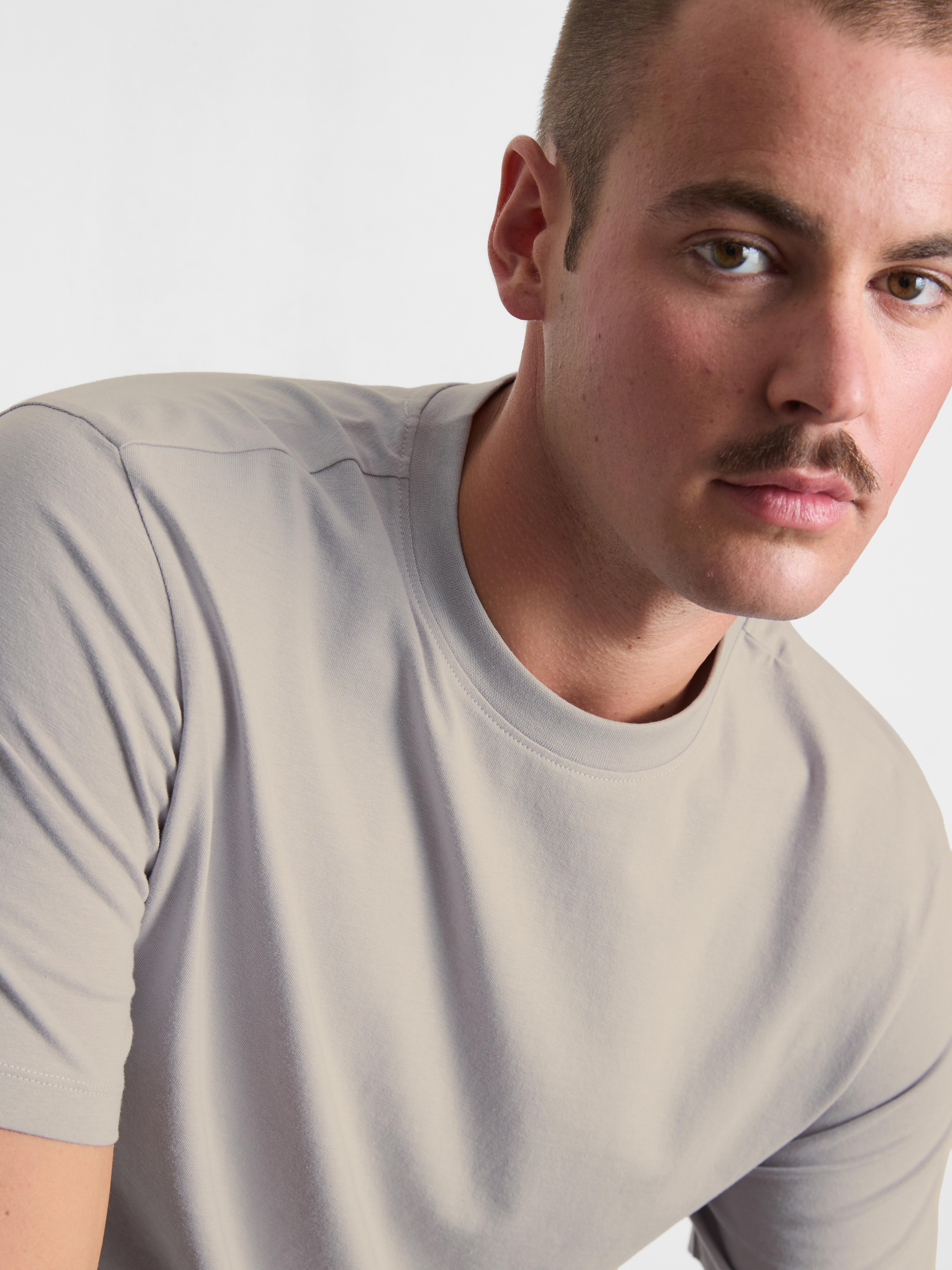 Relaxed Fit LYCRA® T-Shirt