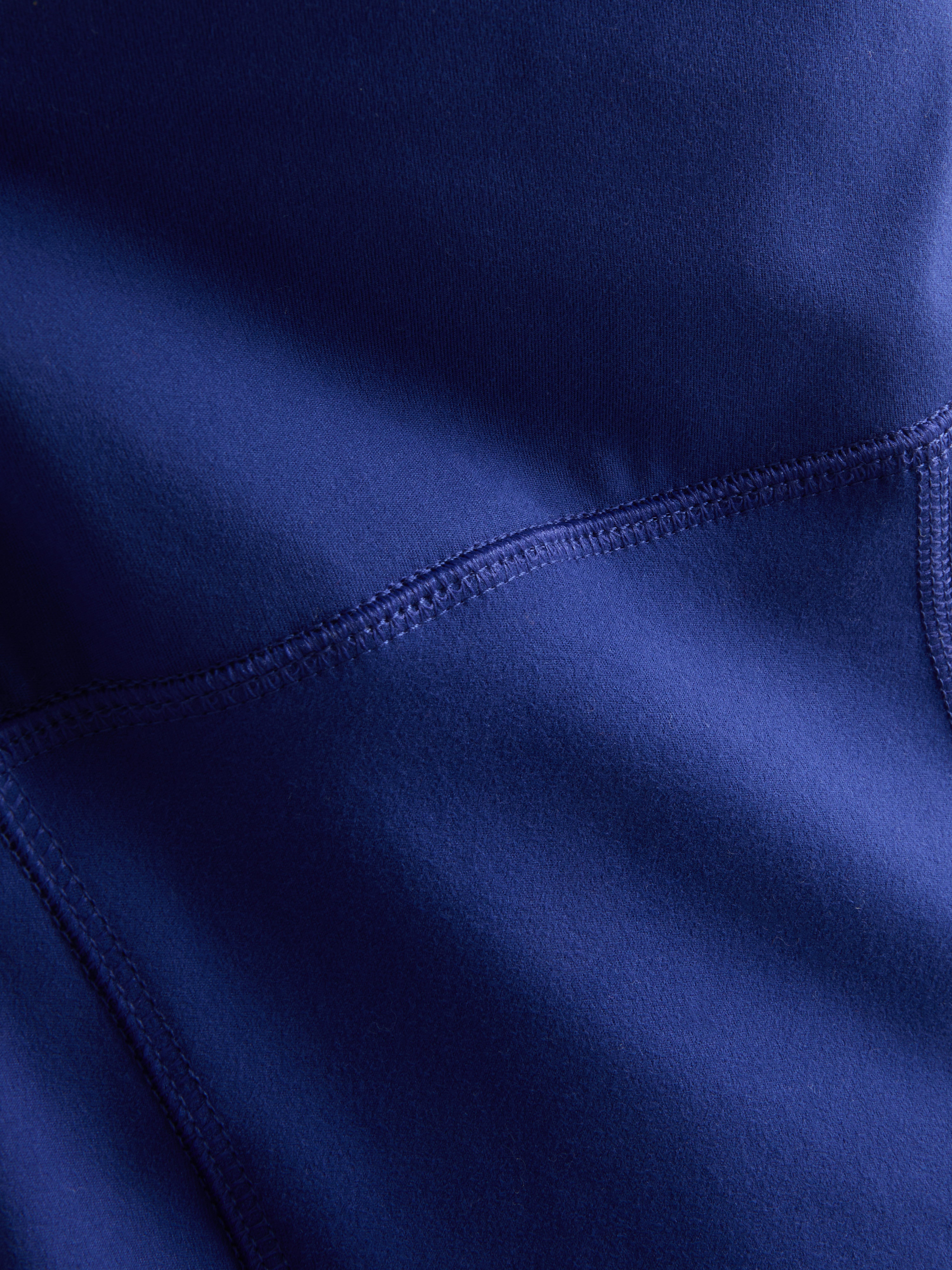 Smooth Support Yoga Shorts