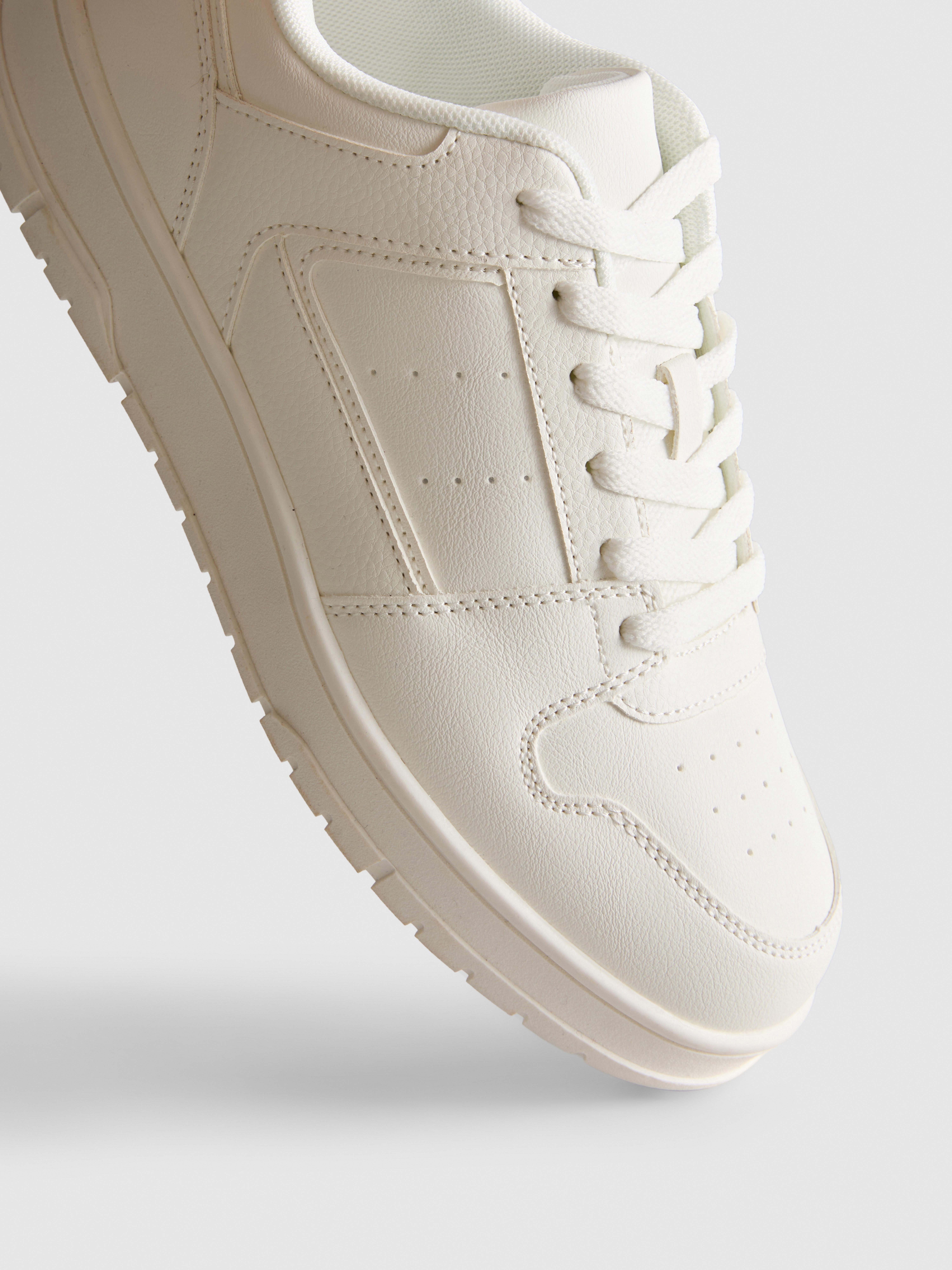 Sporty Low Top Sneakers
