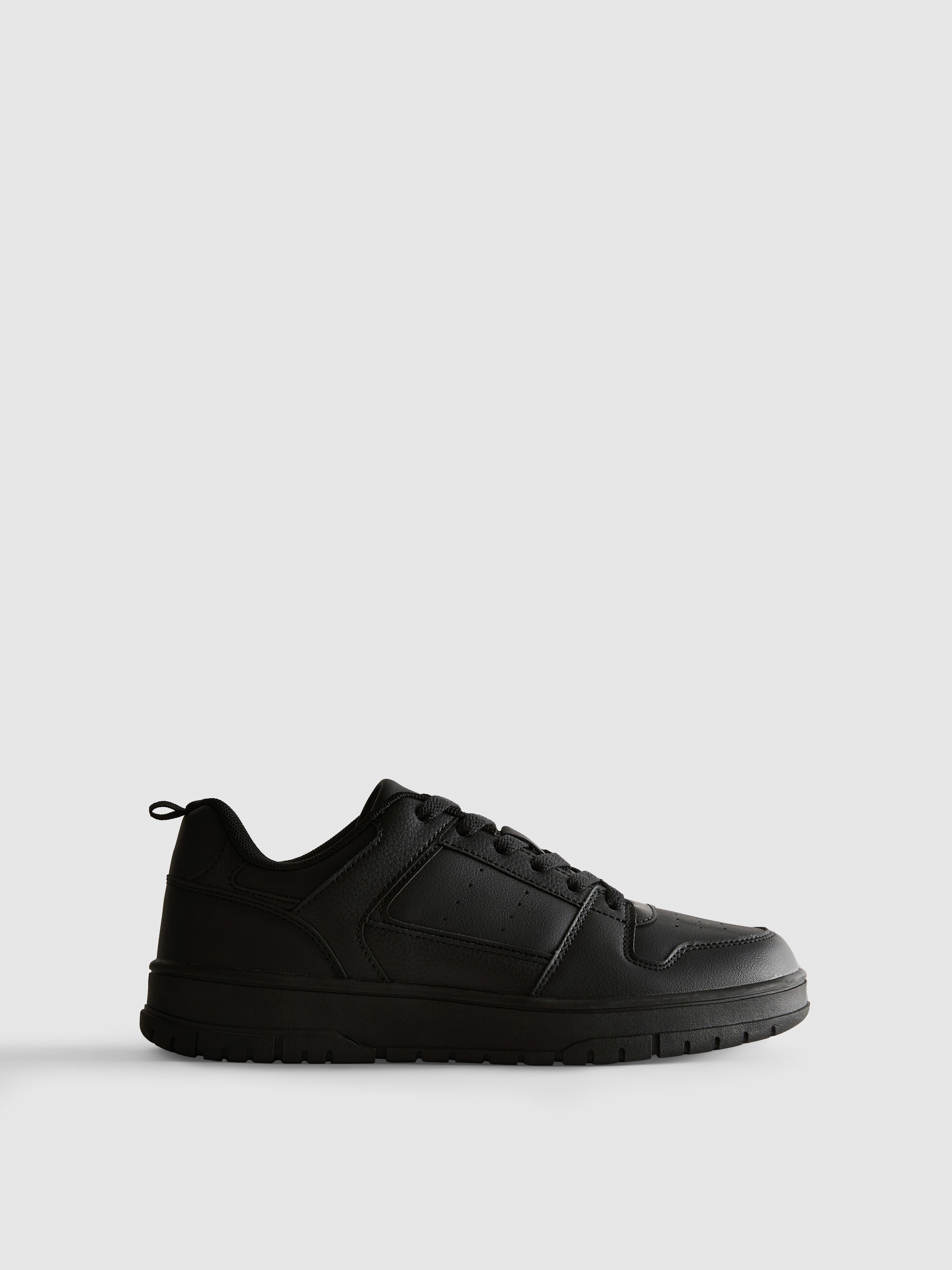 Sporty Low Top Sneakers