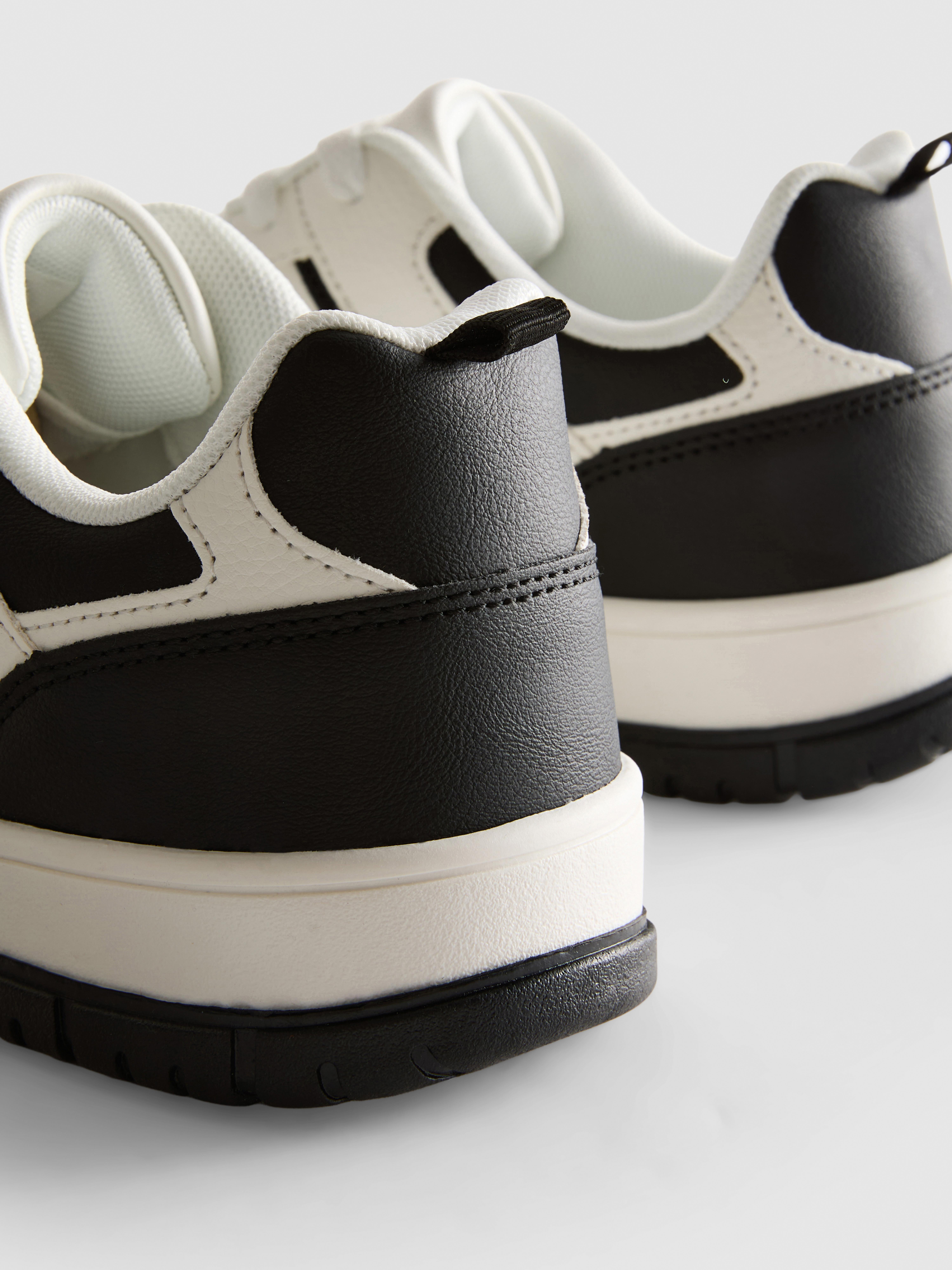 Sporty Low Top Sneakers