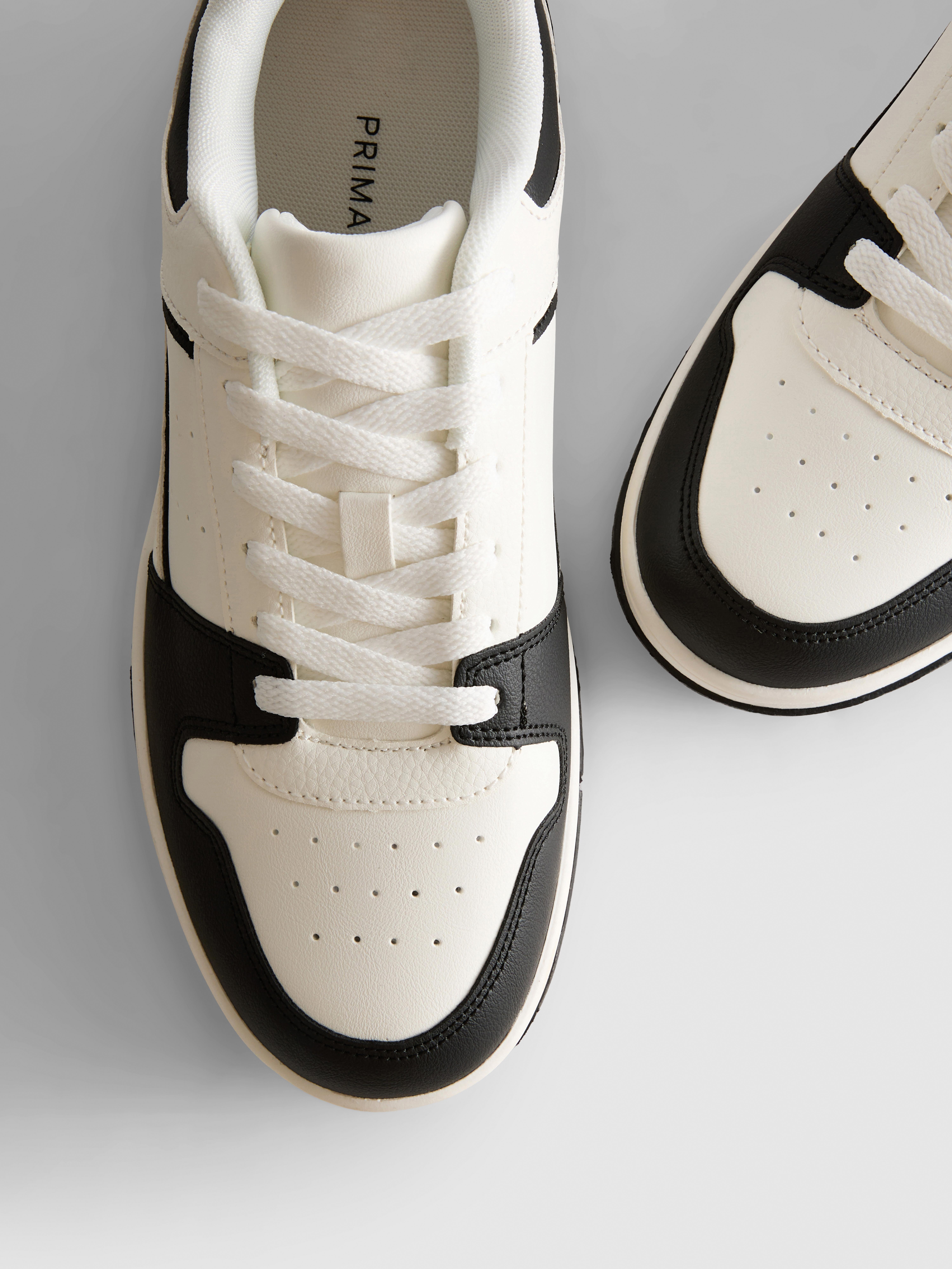 Sporty Low Top Sneakers