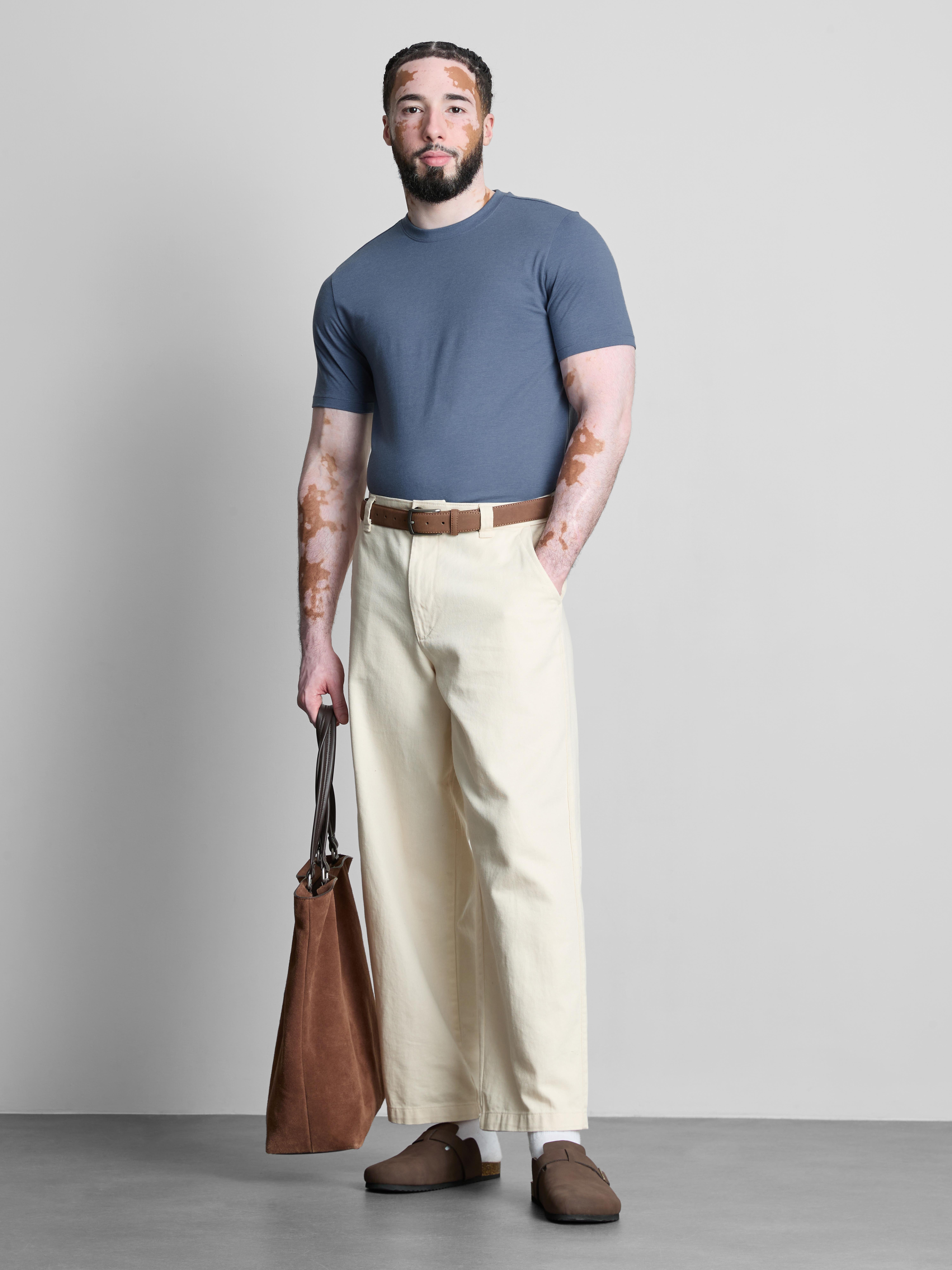 Relaxed Fit LYCRA® T-Shirt