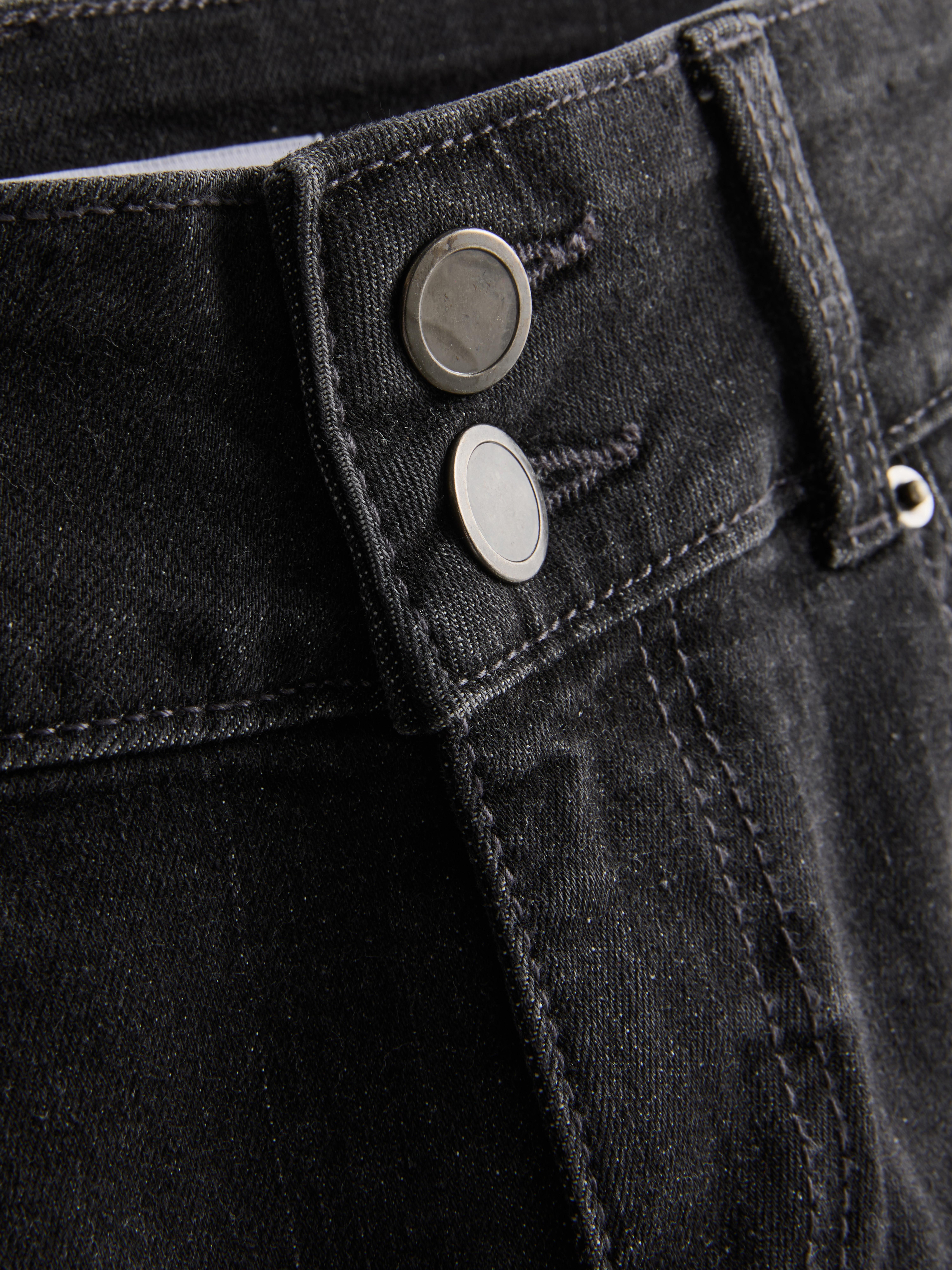 Cotton-Rich Low Rise Flare Jeans