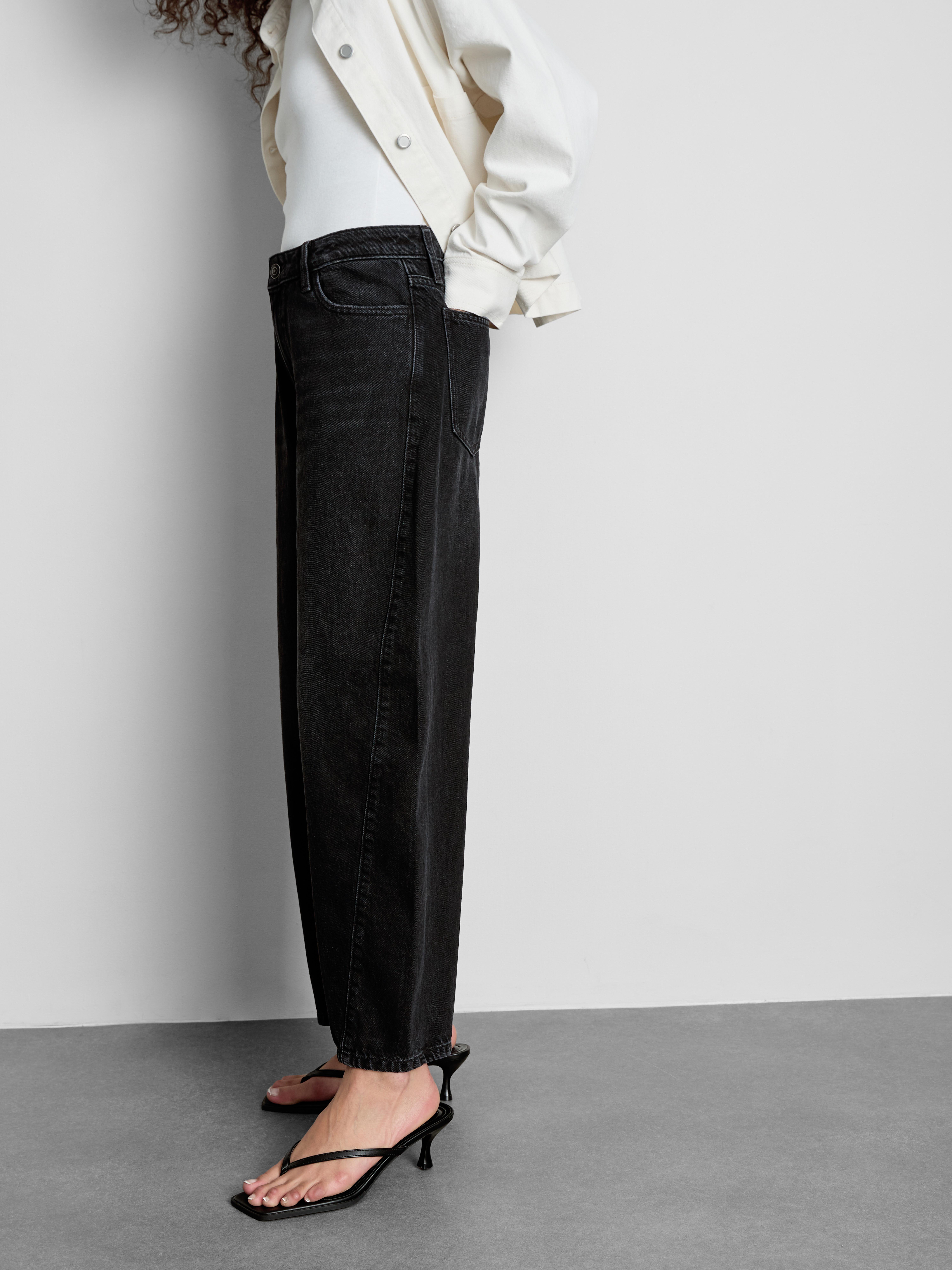 Cotton Denim Barrel-Leg Jeans