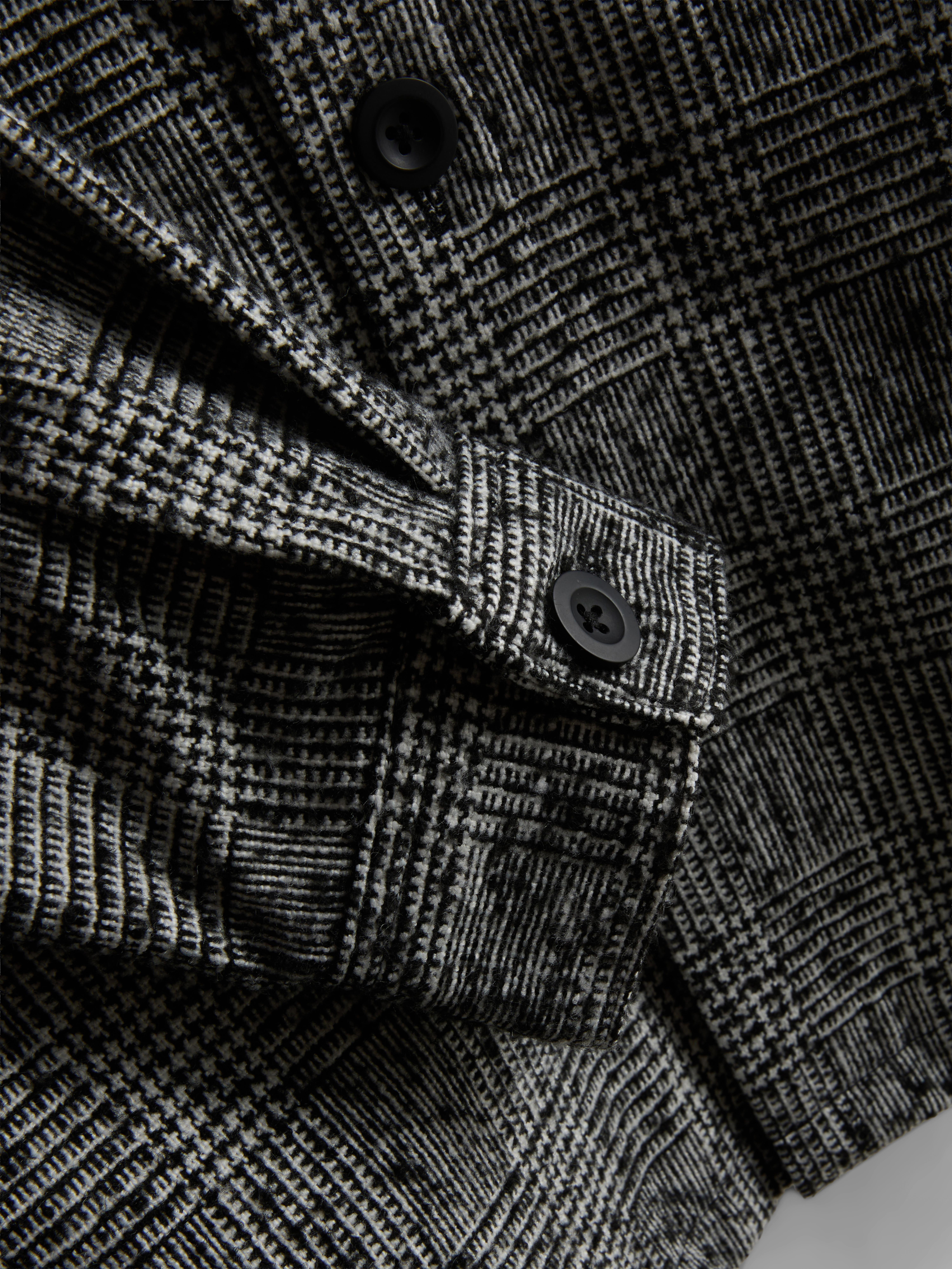 The Edit Check Overshirt