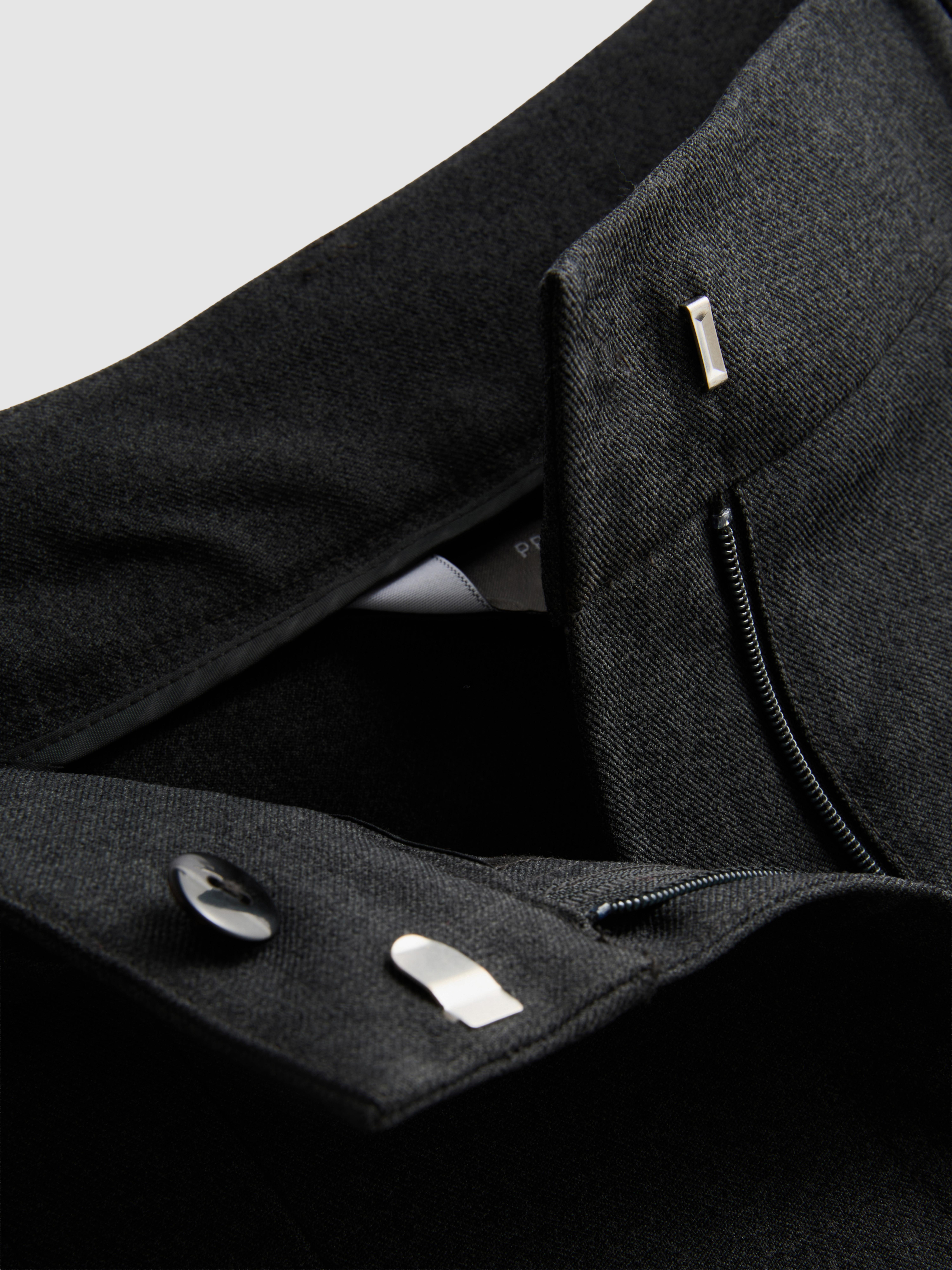 Pleated Culotte Pants