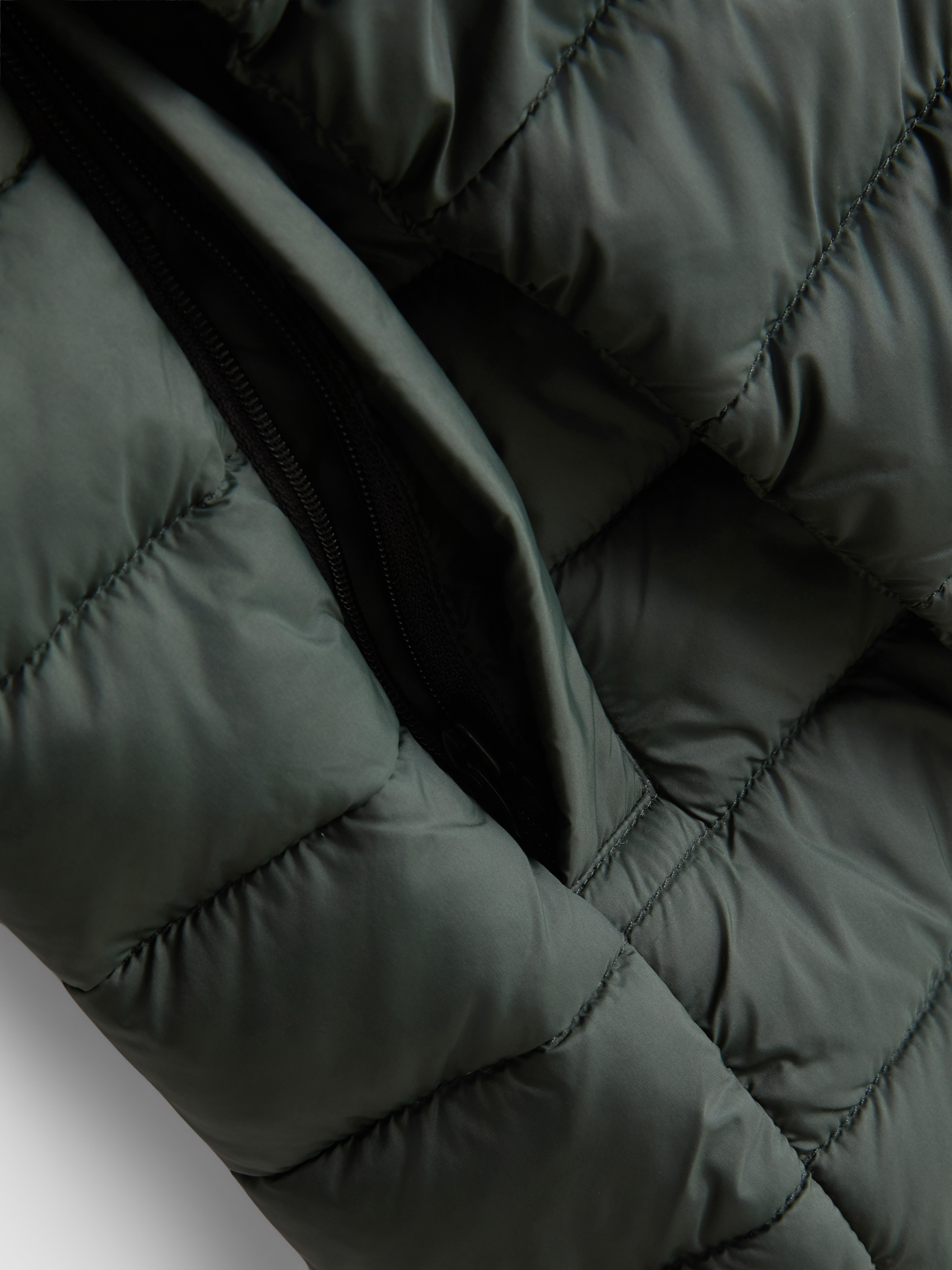Chaqueta acolchada con capucha