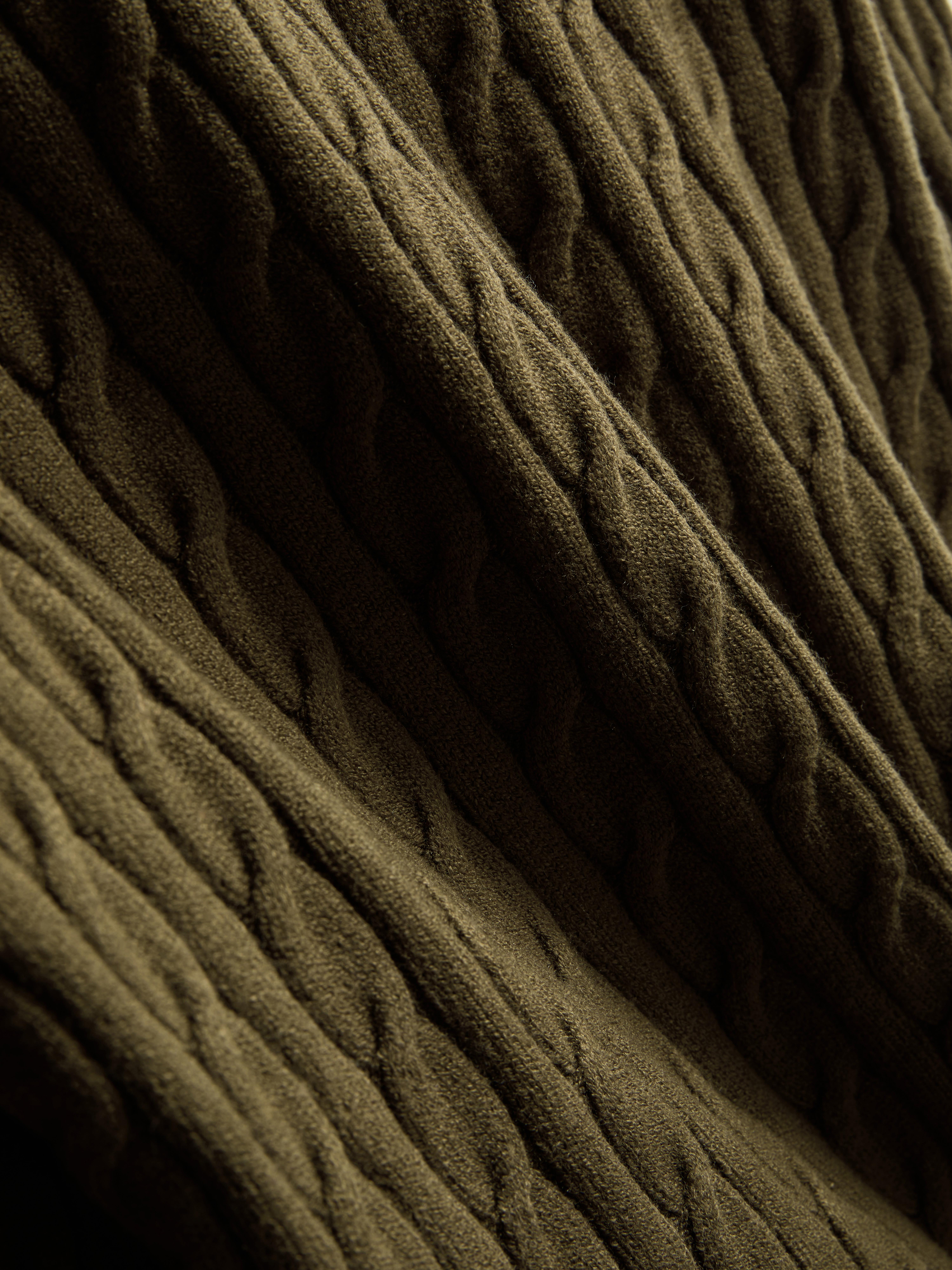 Cable Knit Crew Neck Sweater