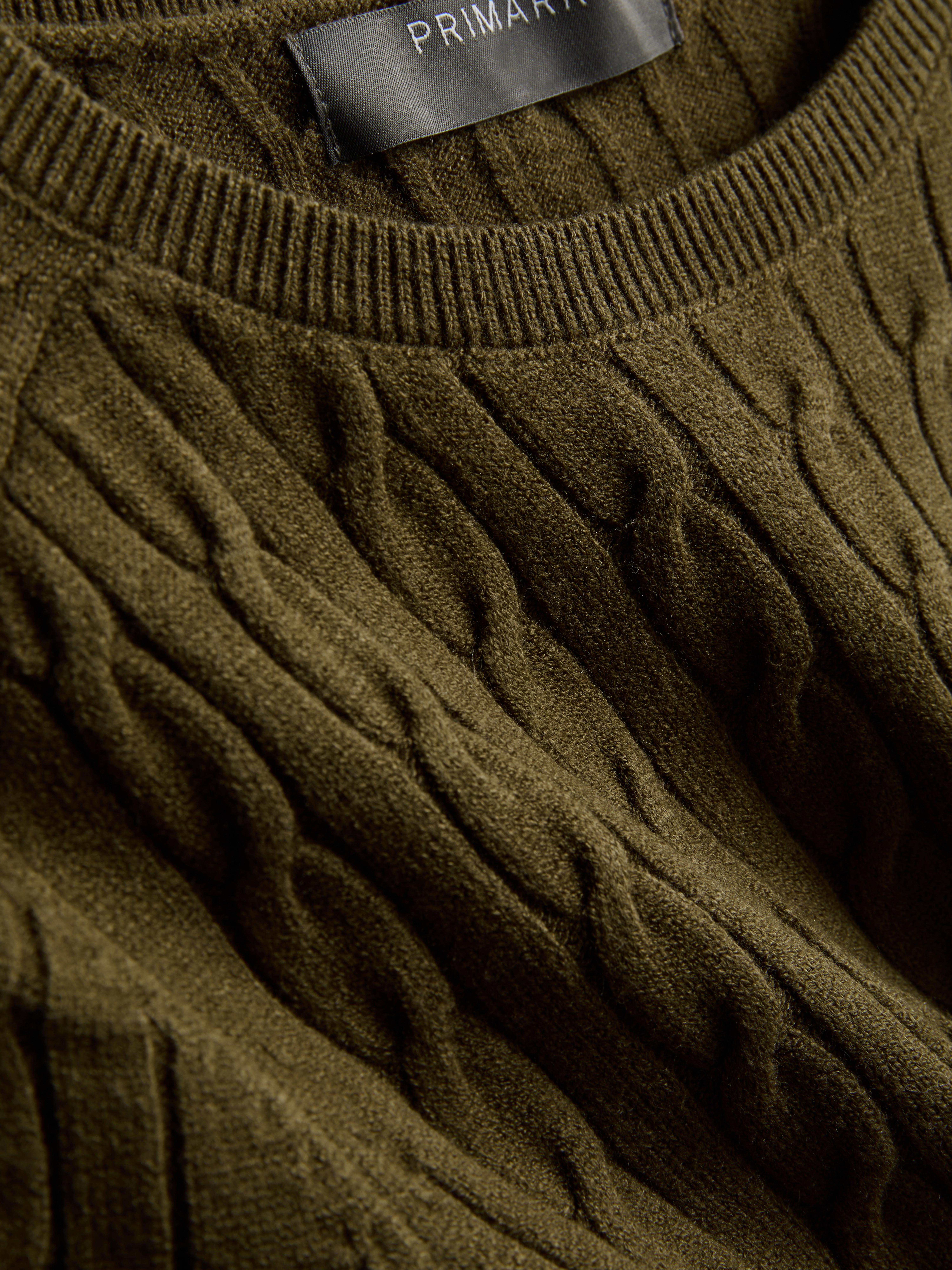 Cable Knit Crew Neck Sweater
