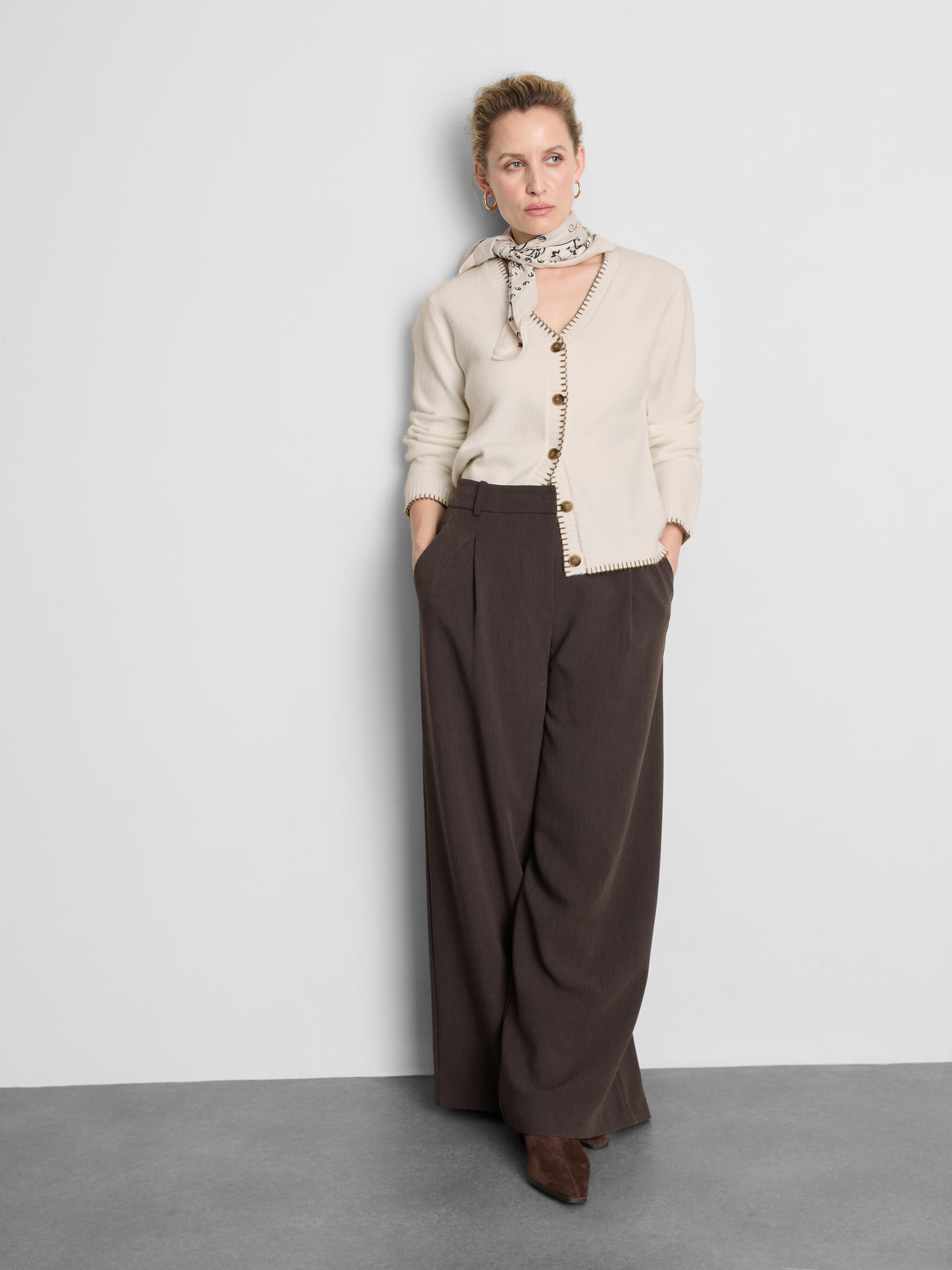 Womens White Halo Stitch V-Neck Cardigan | Primark