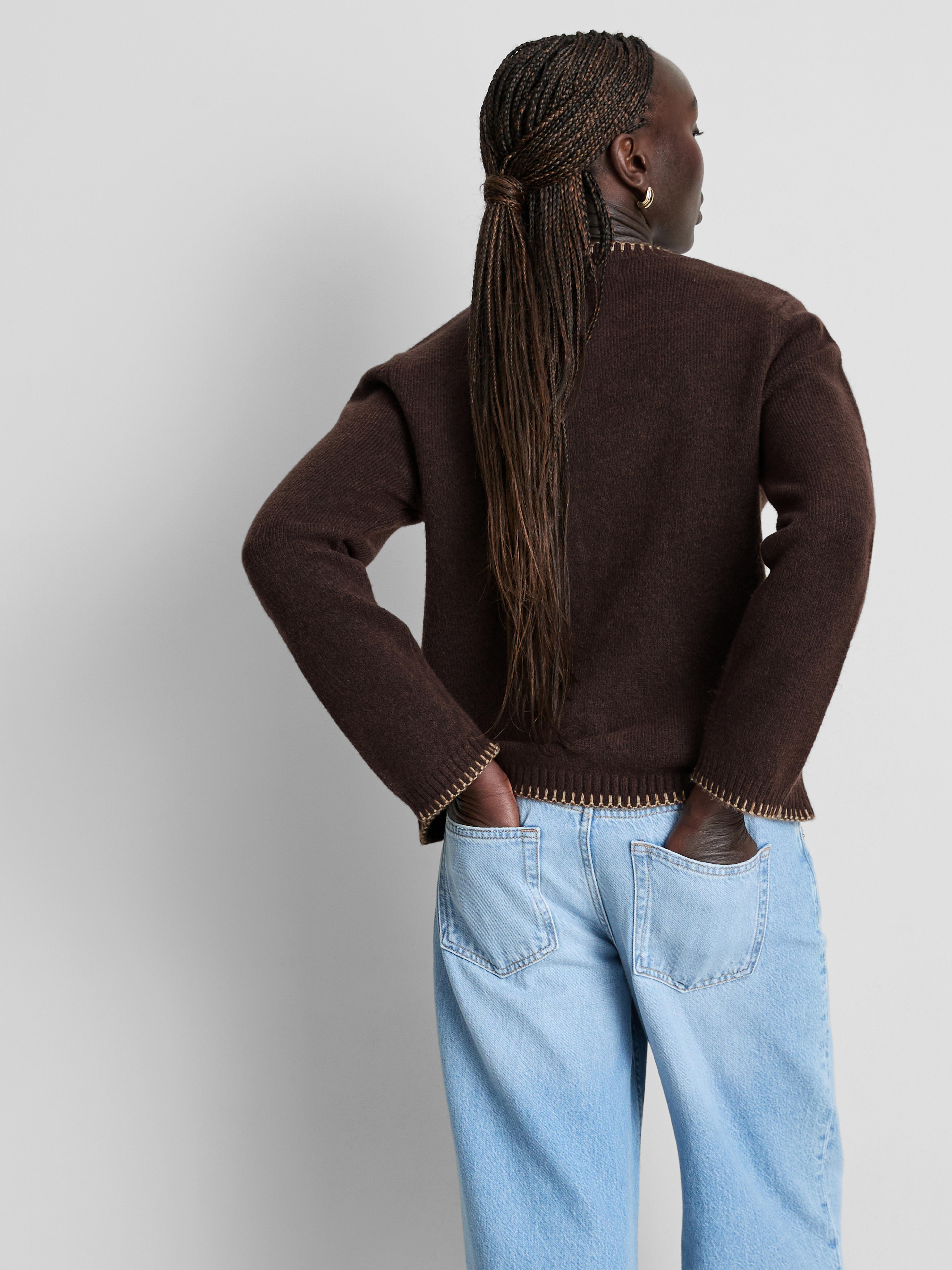Halo Stitch V-Neck Cardigan