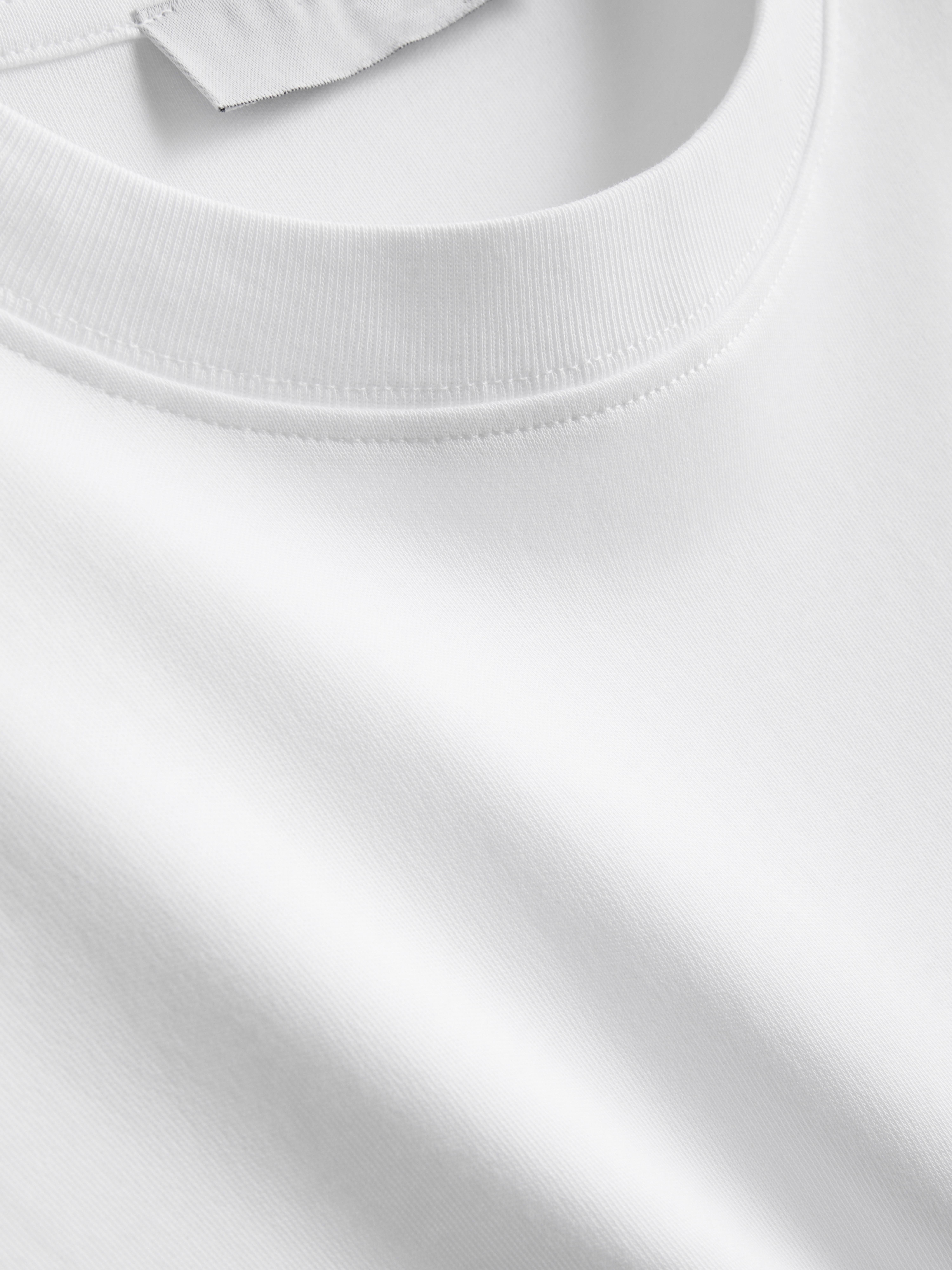 T-Shirt mit Schulterpolstern aus reiner Baumwolle