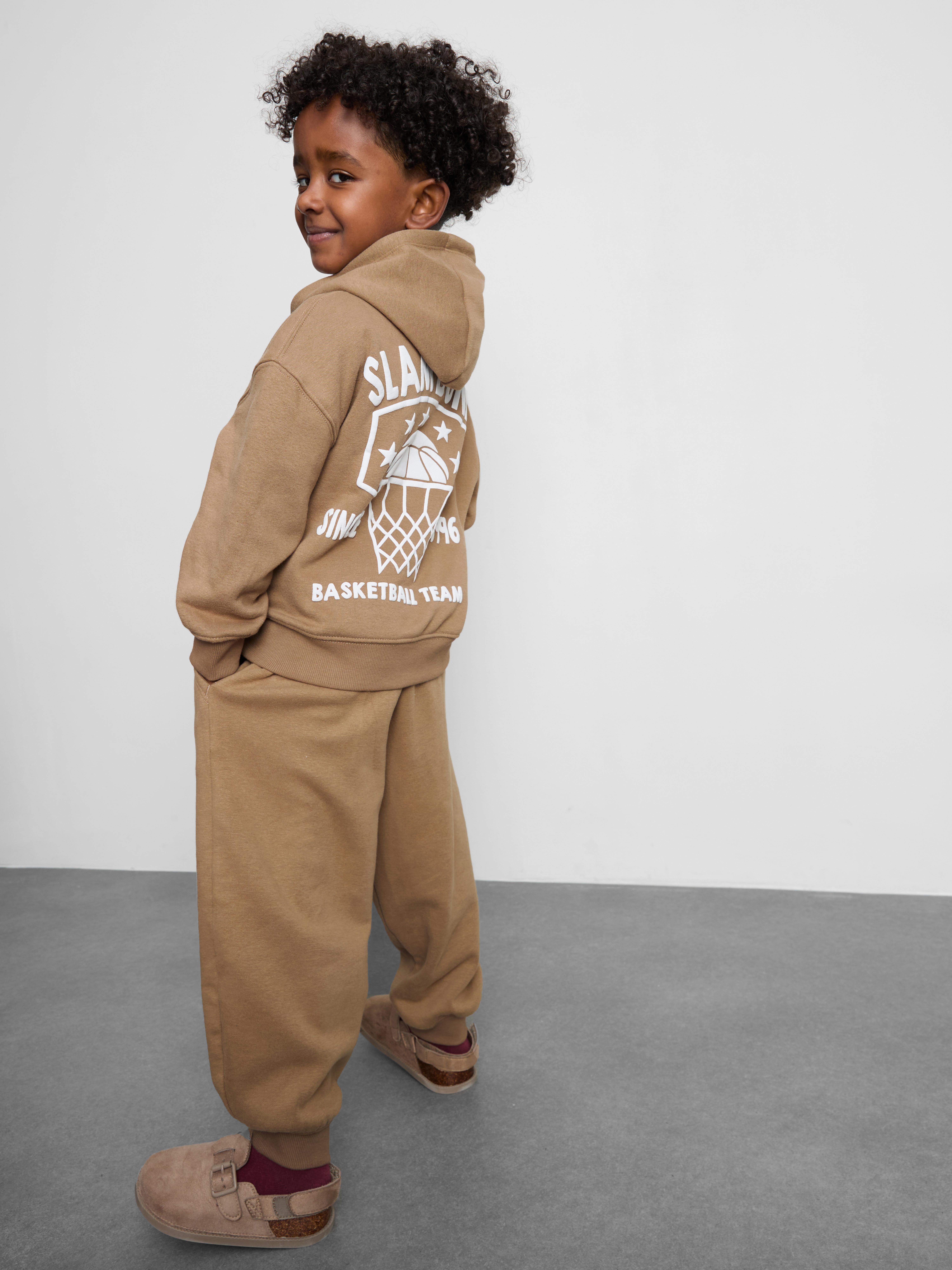 1-9 años | Sudadera y joggers de baloncesto