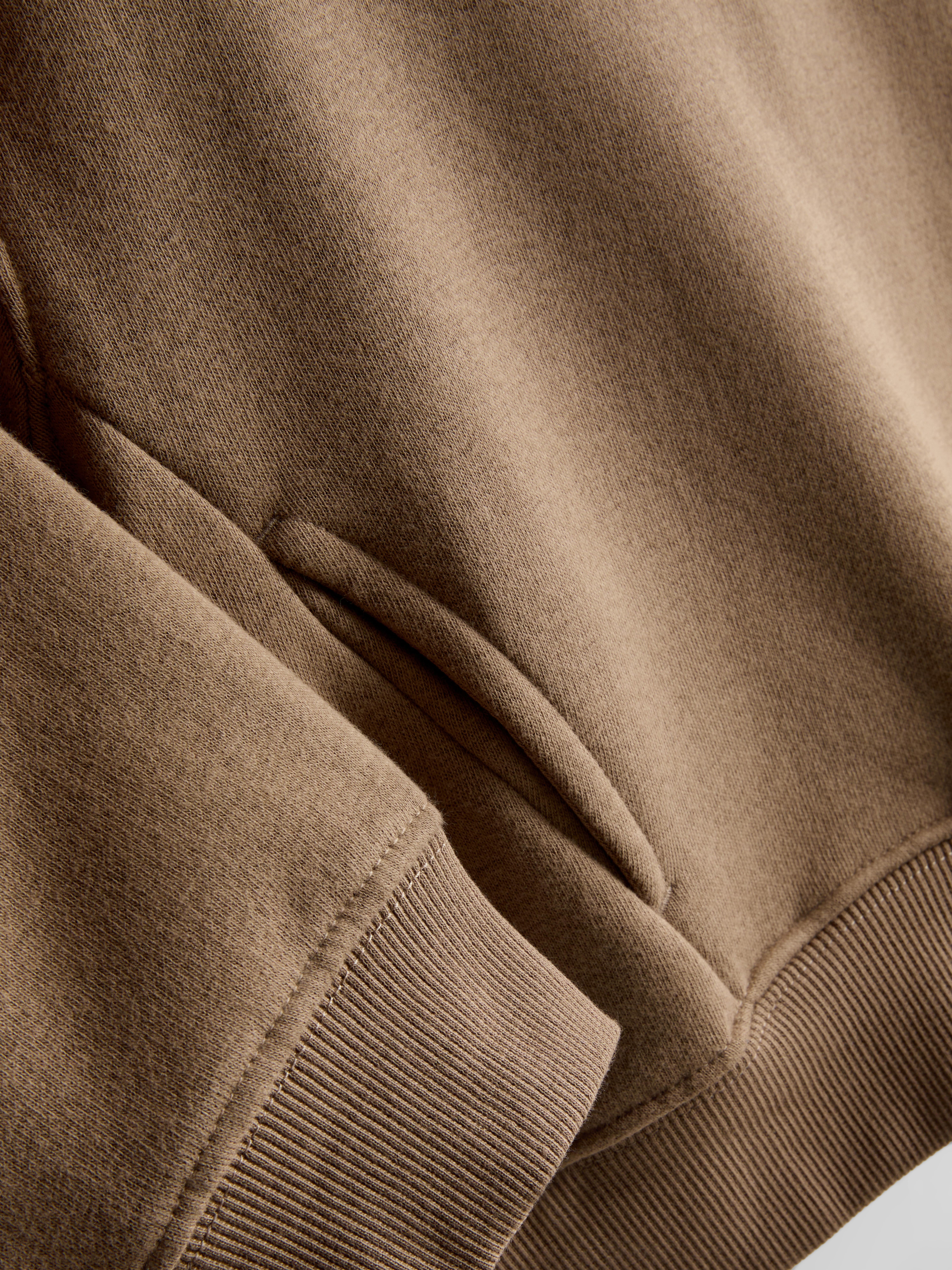 1-9 años | Sudadera y joggers de baloncesto