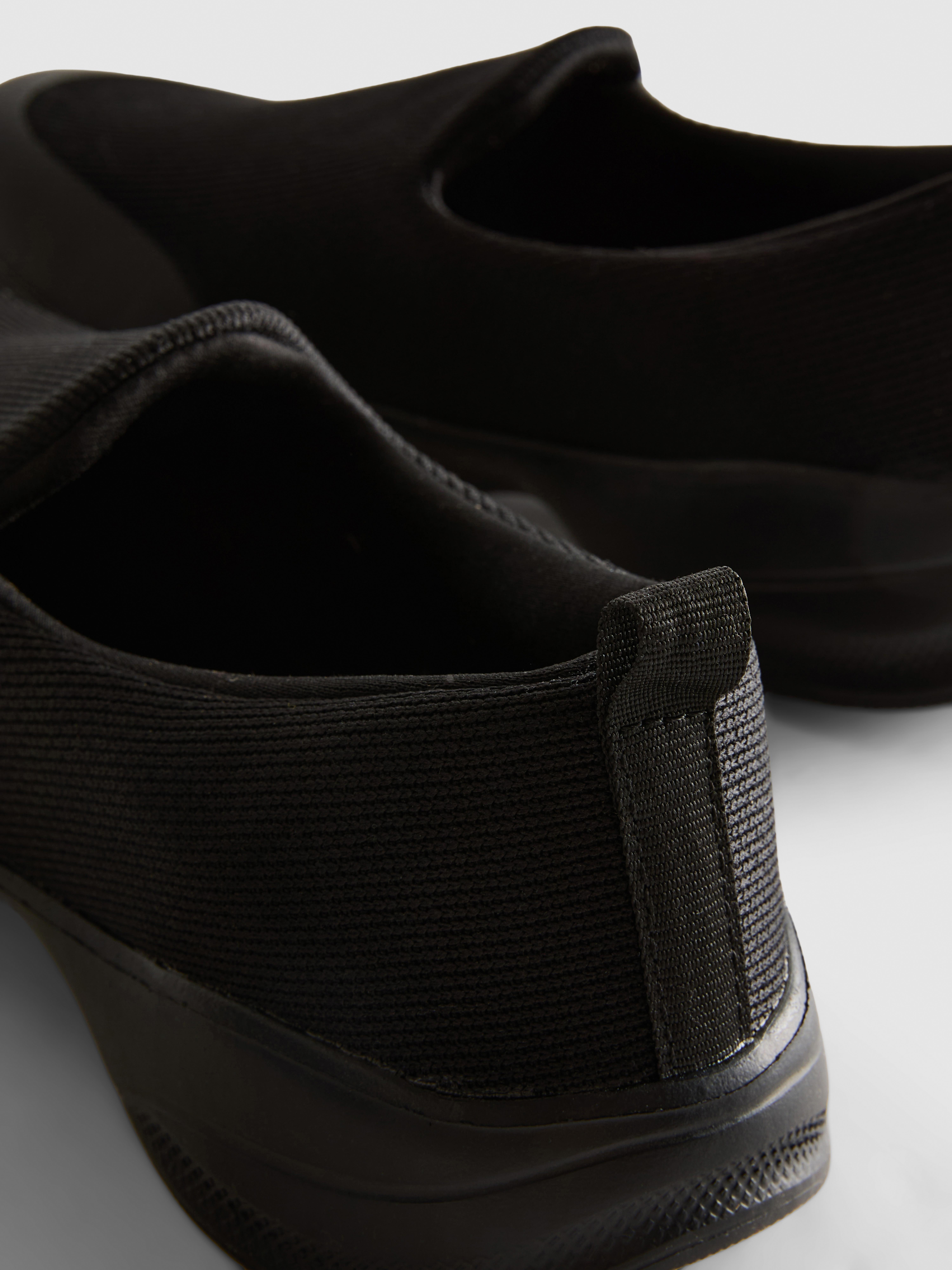 Comfy Slip-On Sneakers