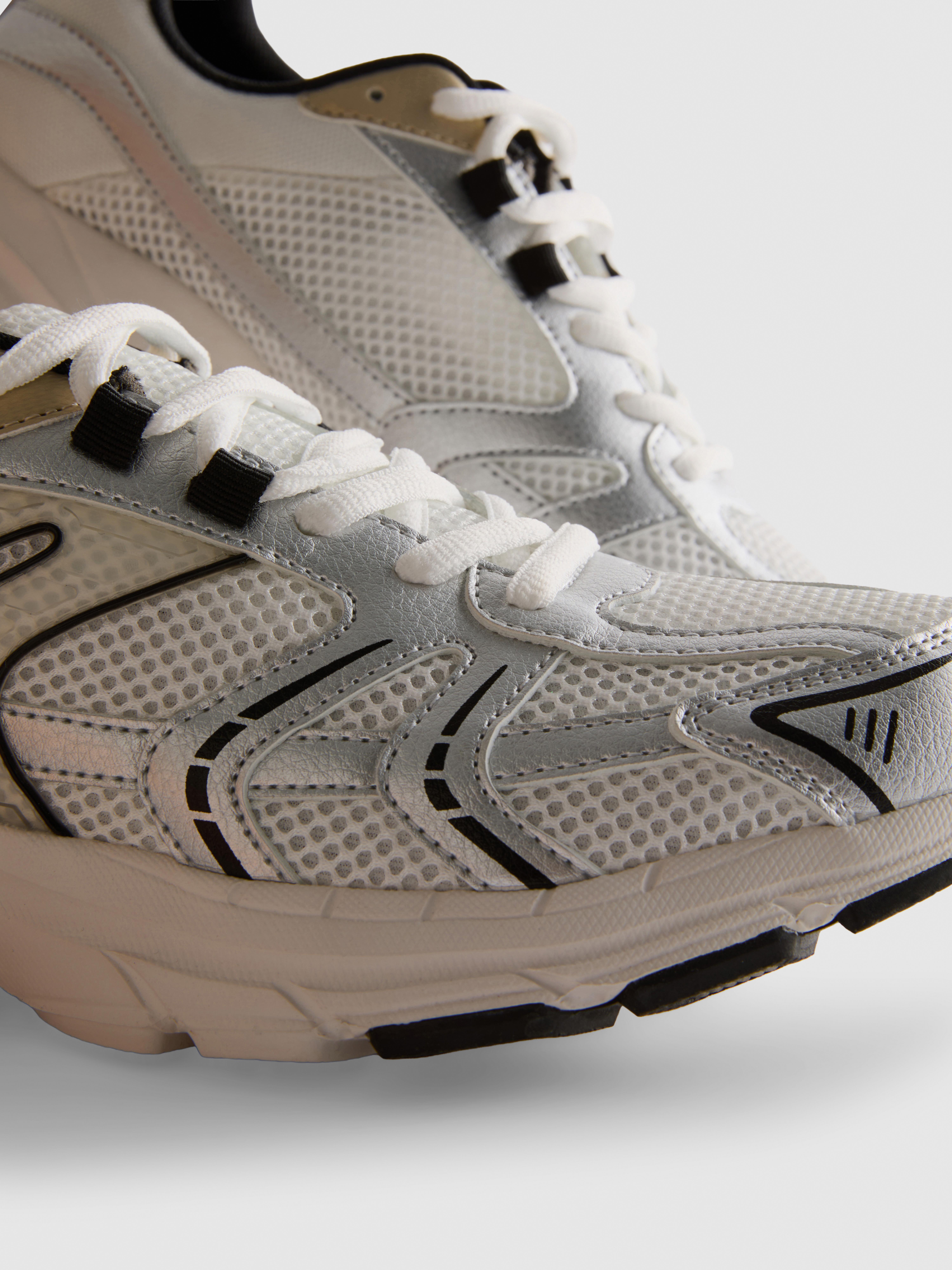 Chunky Dad Sneakers