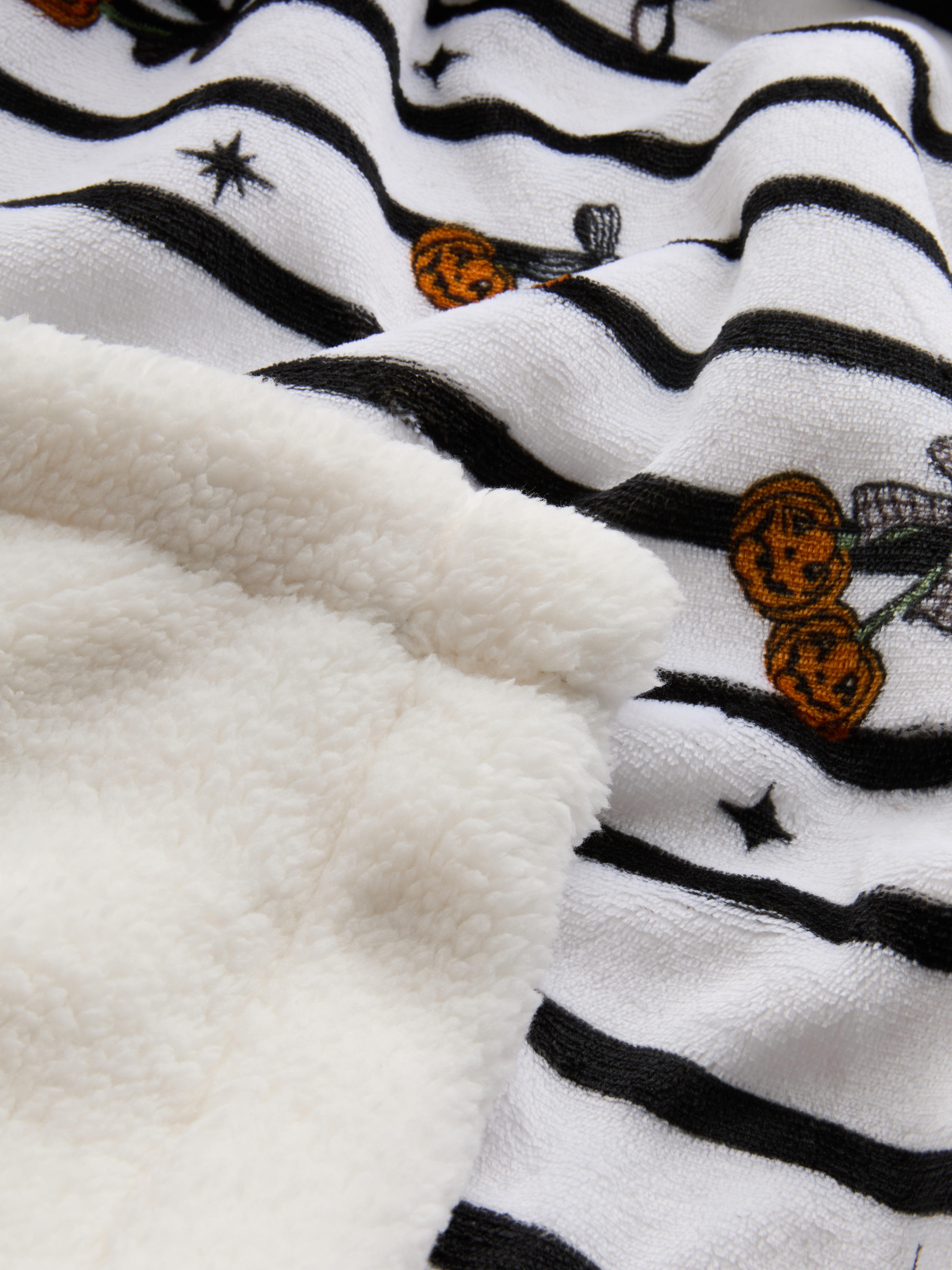 Pumpkin Stripe Throw