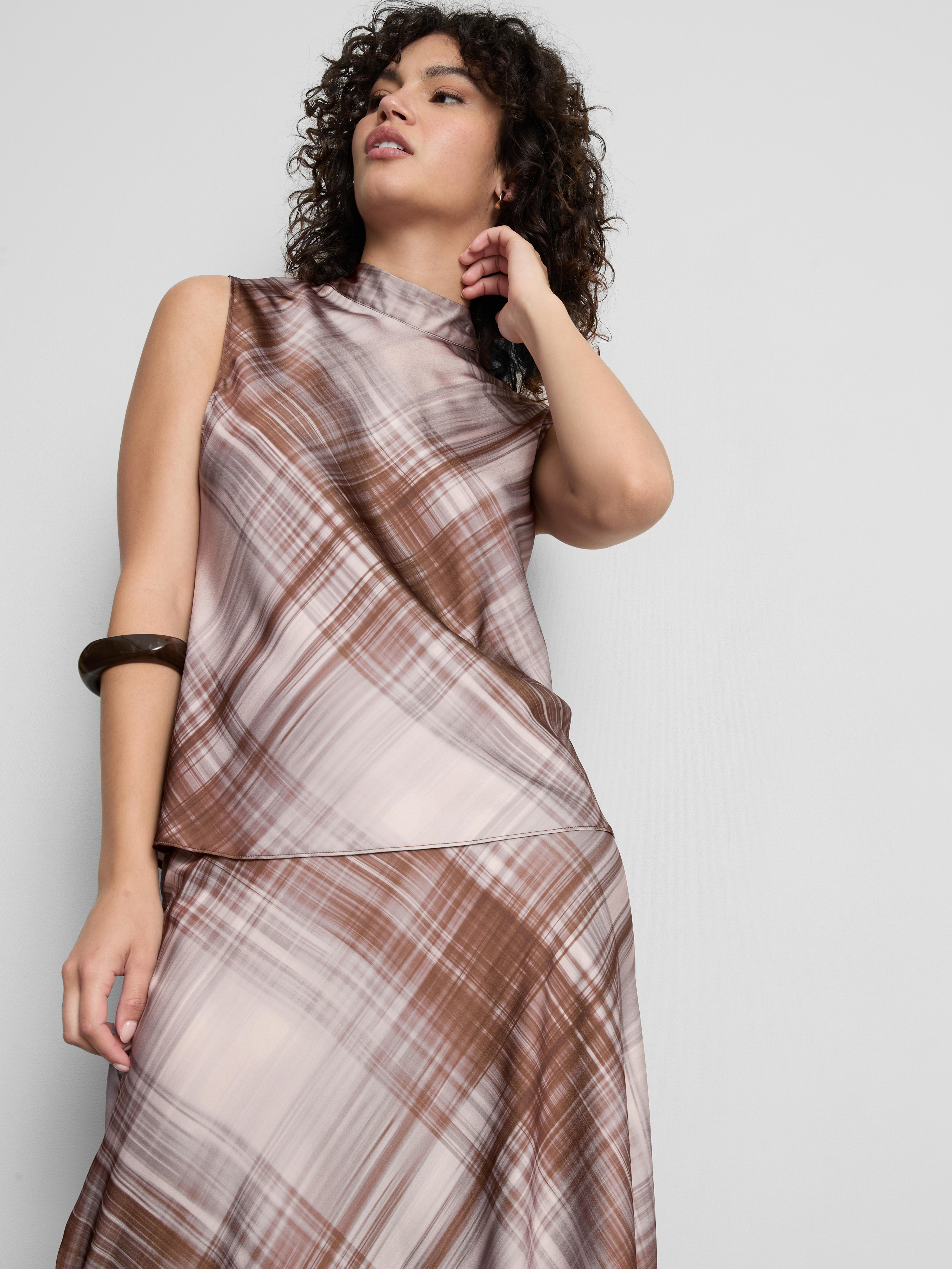 Geruite satijnen blouse met striksluiting