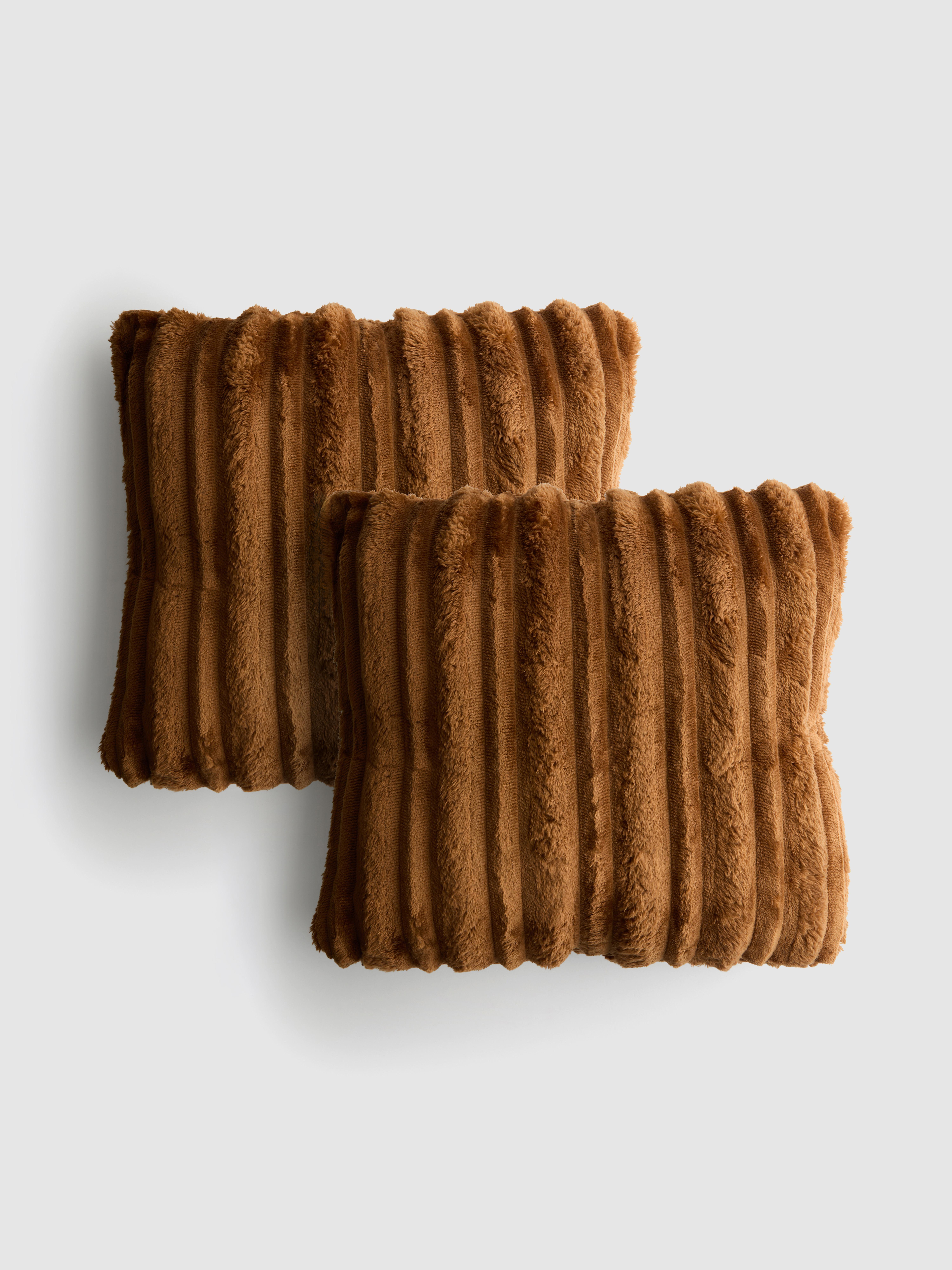 2pk Ribbed Cushion Covers