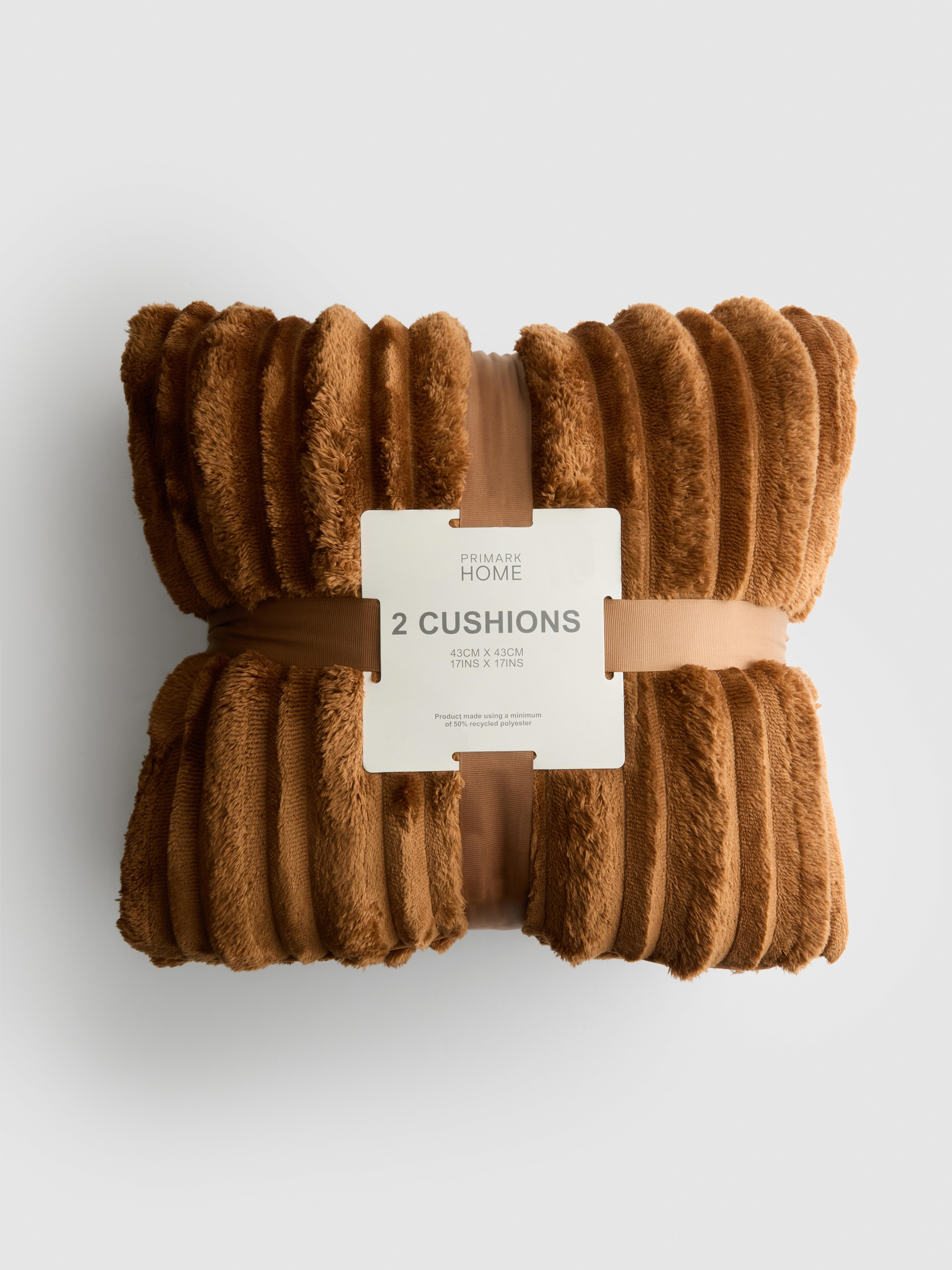 2pk Ribbed Cushion Covers