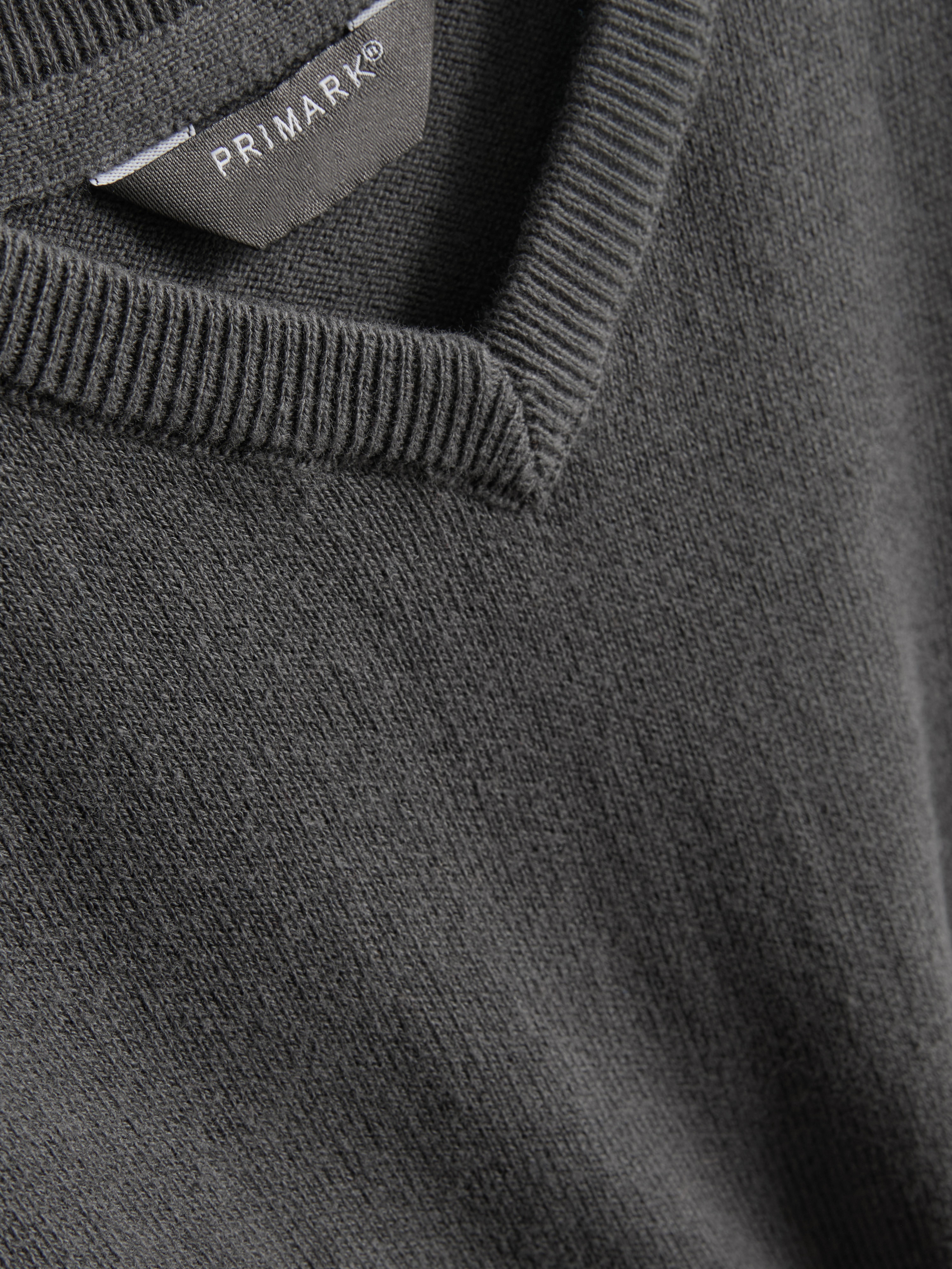 3-7yrs | 2pk Cotton Rich V-Neck School Jumpers