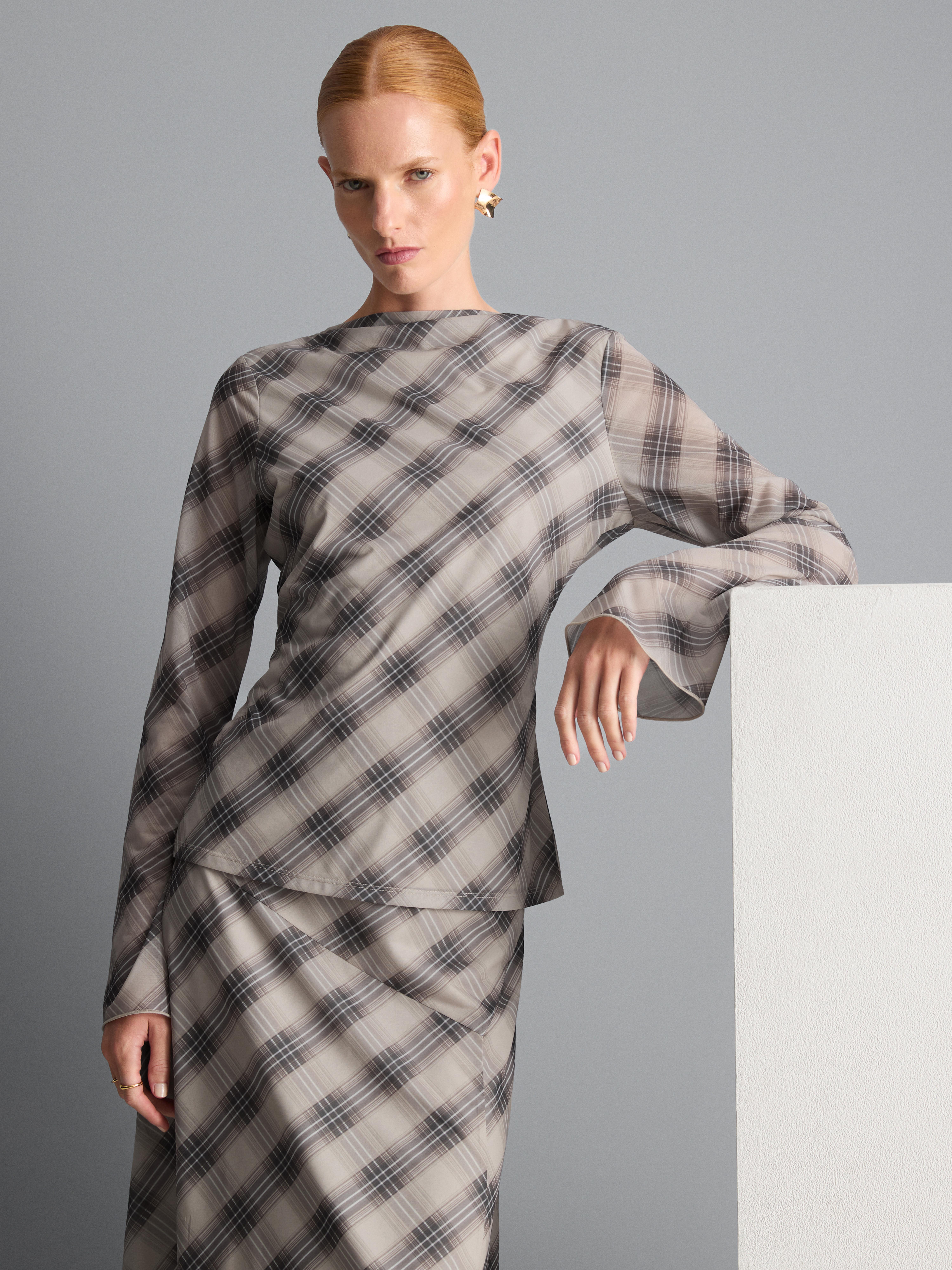 Mesh Jersey Bell-Sleeve Top