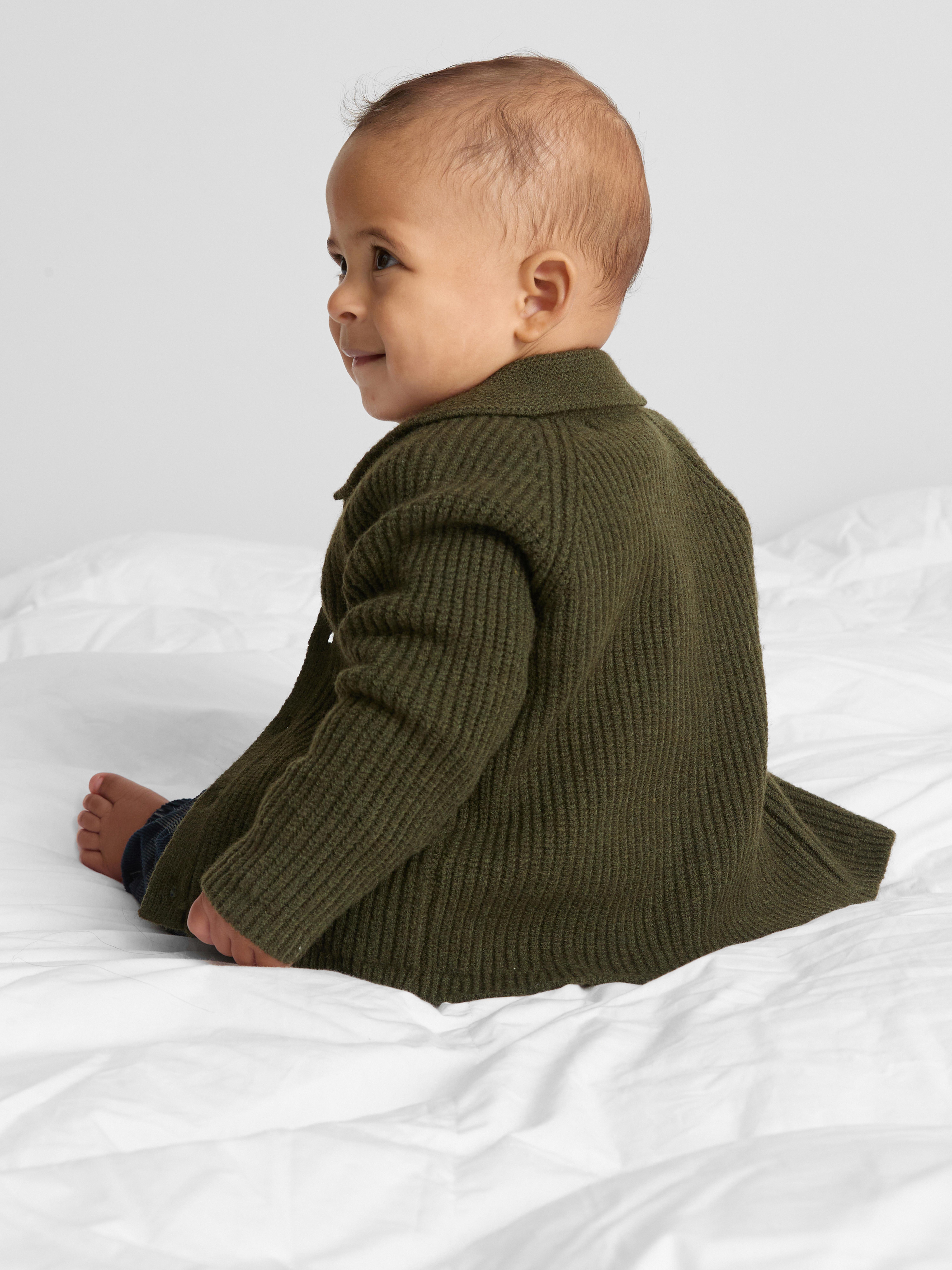 0-18mths | The Edit Newborn Collared Cardigan