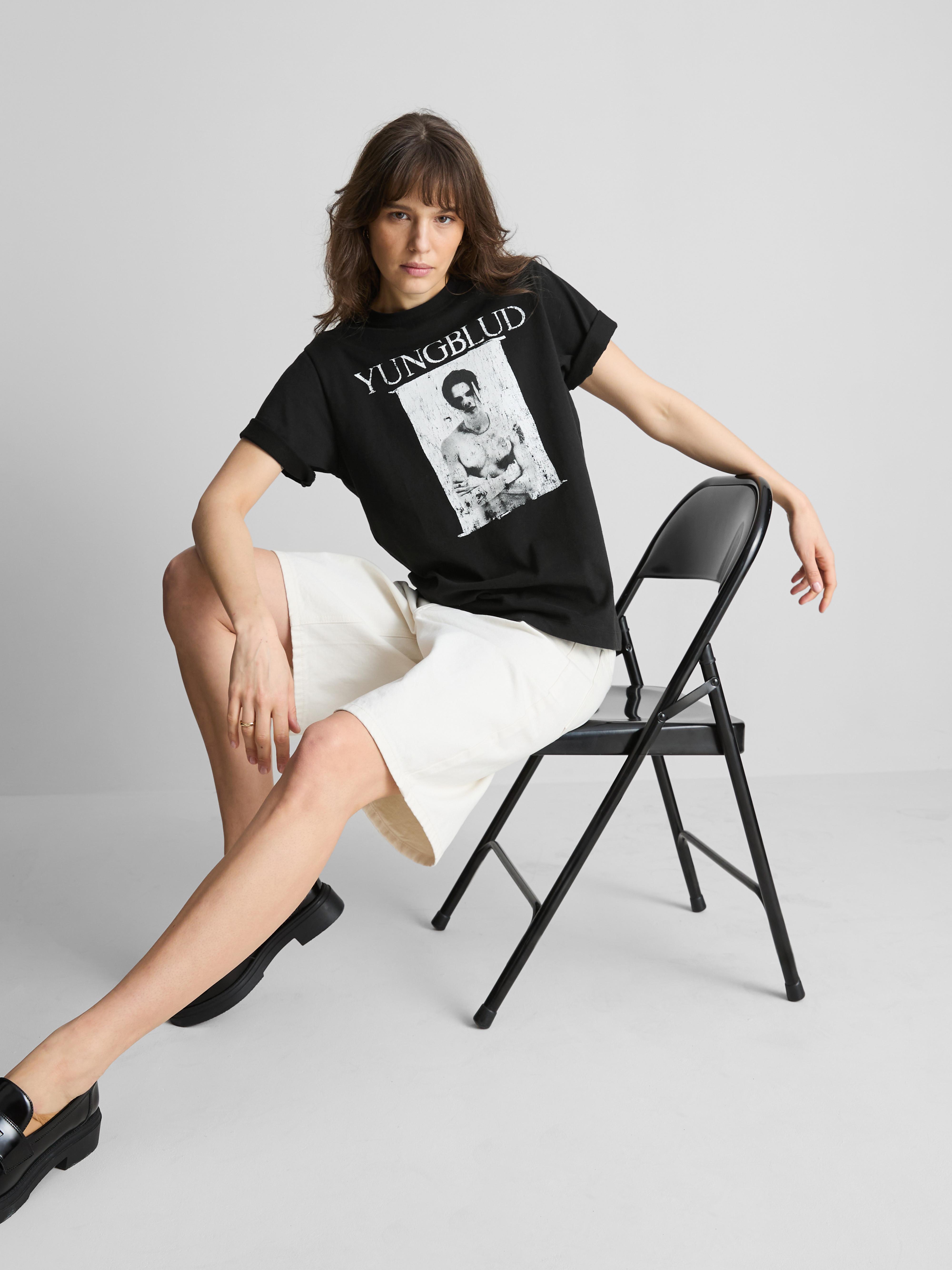 YUNGBLUD Relaxed Cotton Album Tee