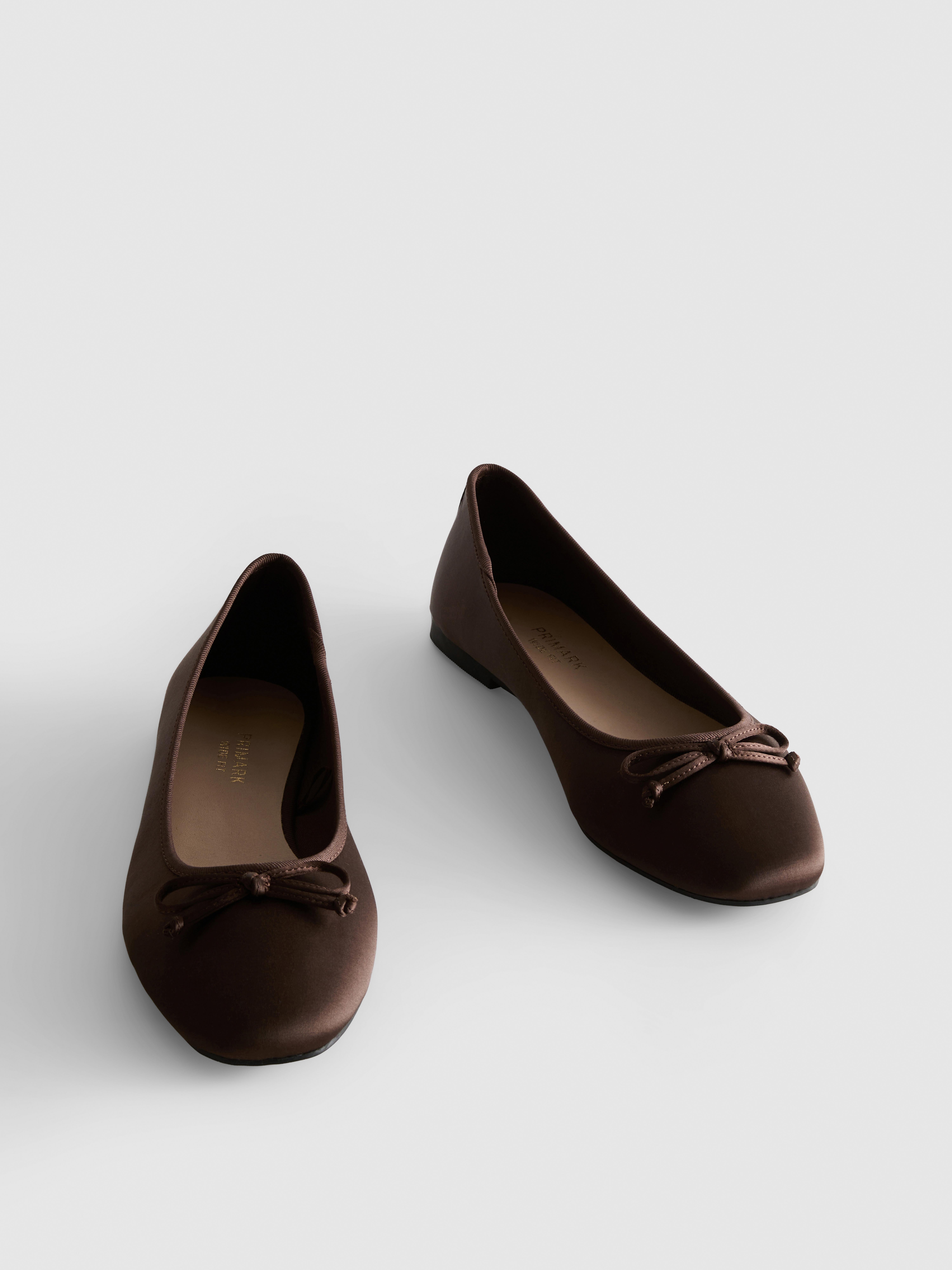 Ballerina's van textiel met strik - Chocoladebruin - Dames | Primark