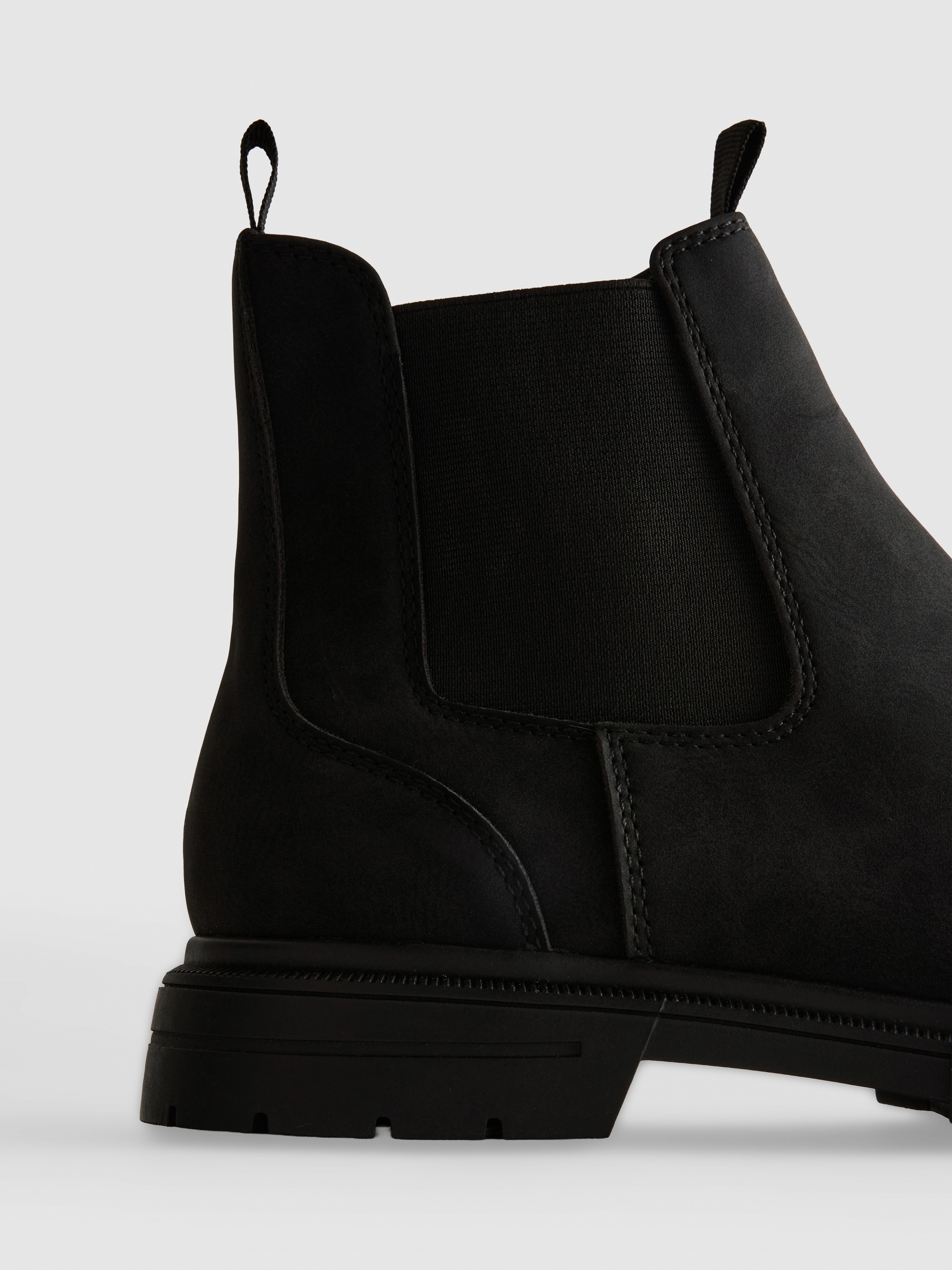 Chelsea Boots