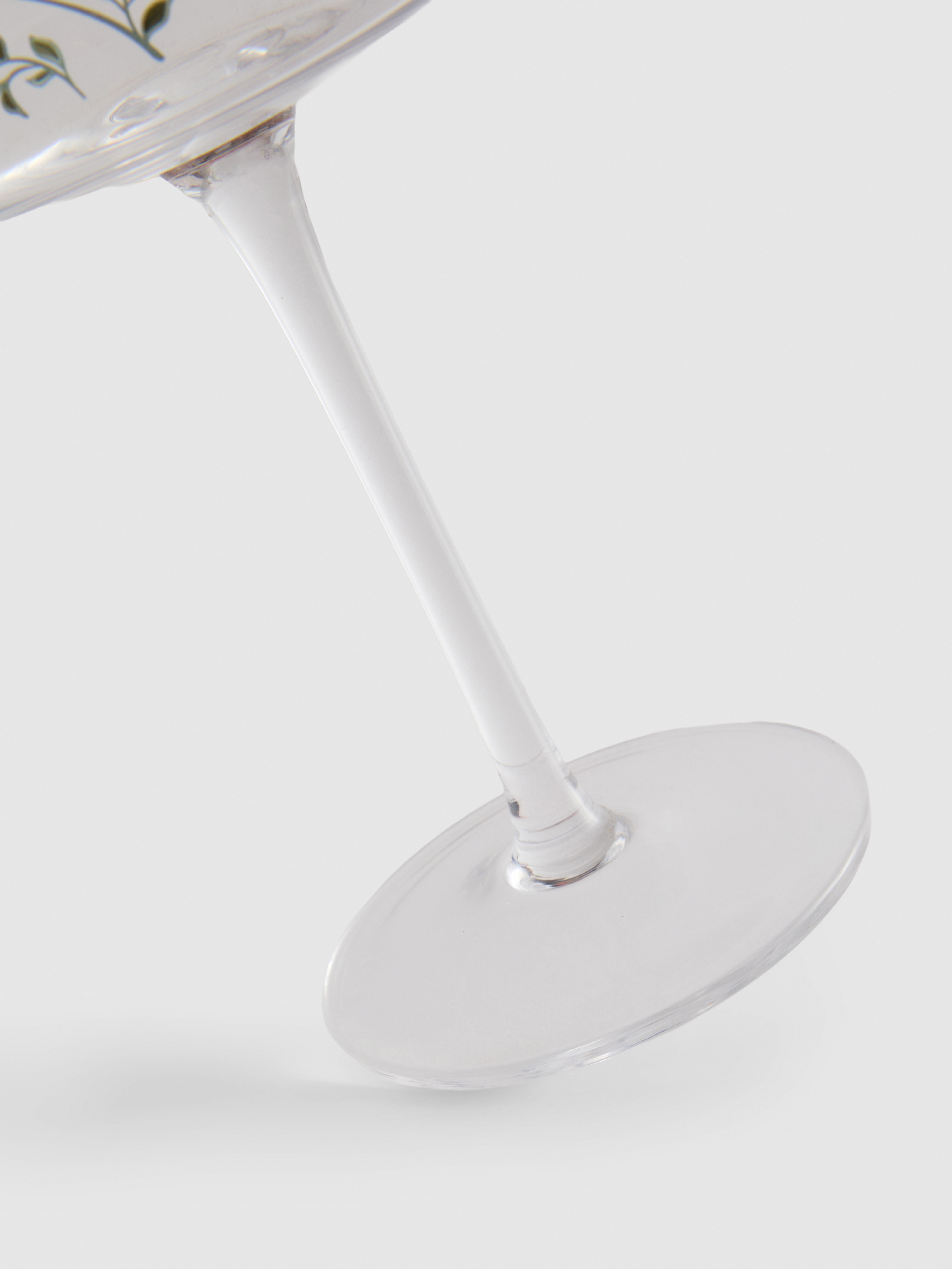 Gebloemd wijnglas met steel