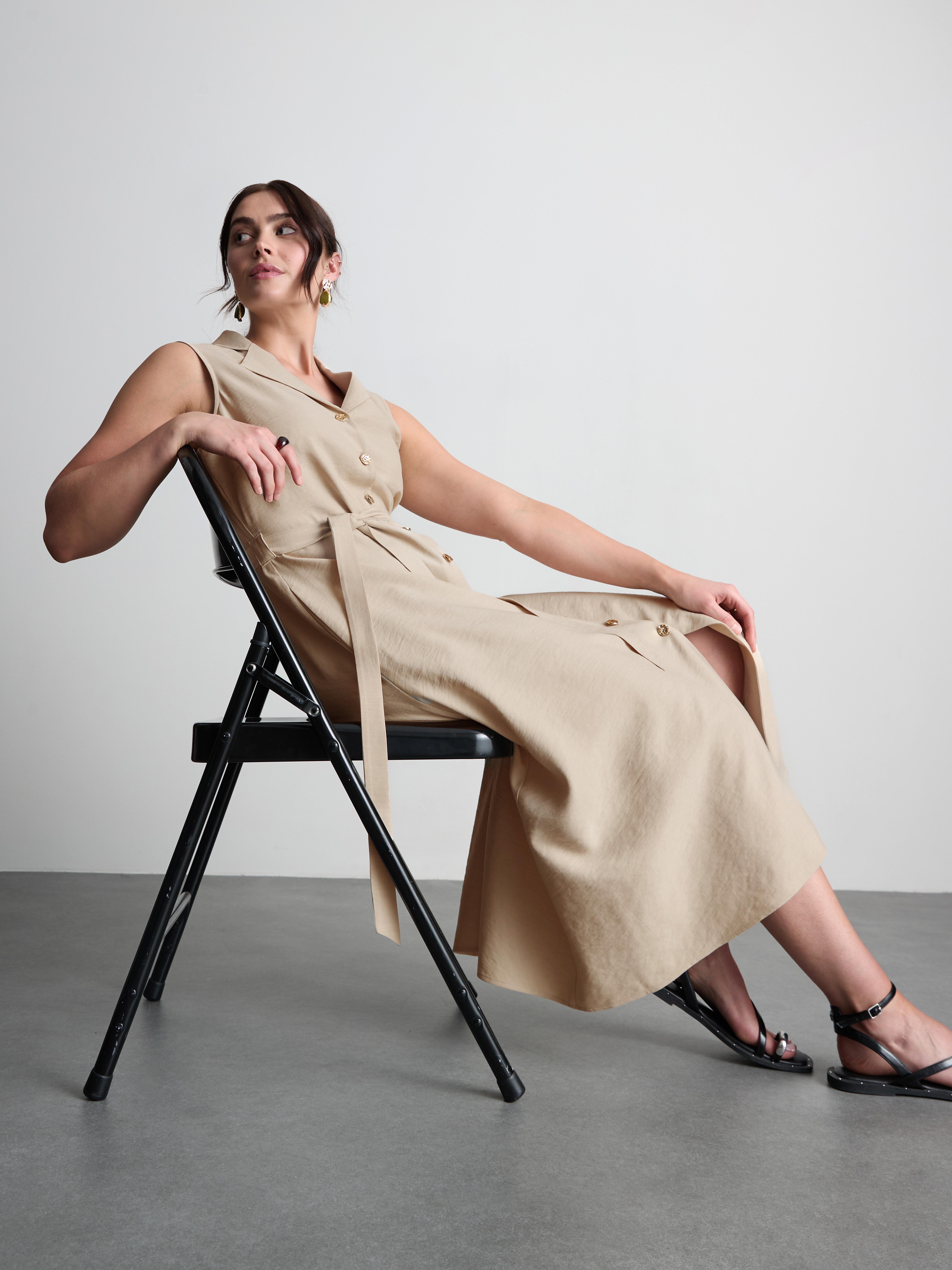 Midi-Blusenkleid mit Gürtel