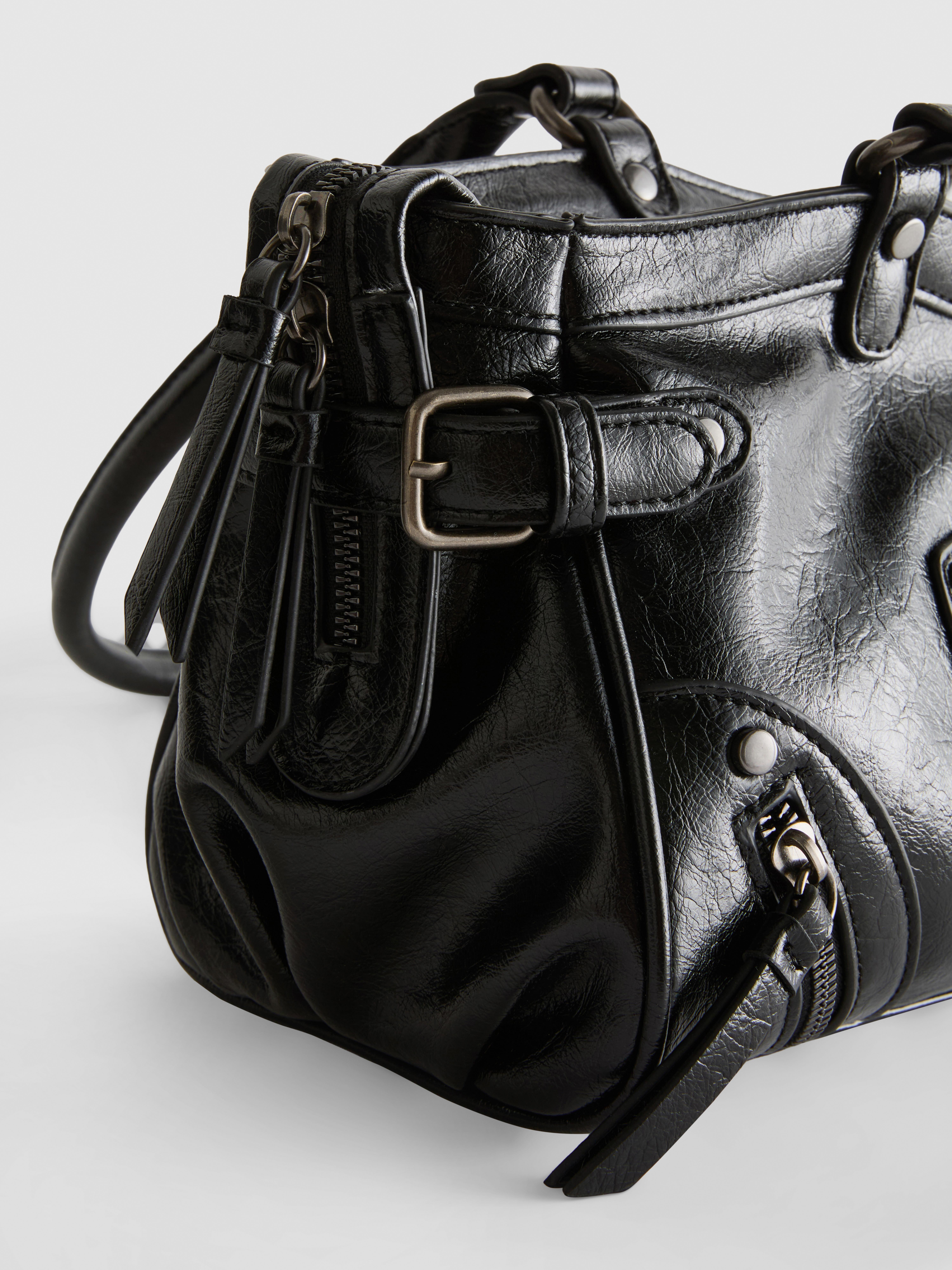 Buckle Detail Shoulder Bag