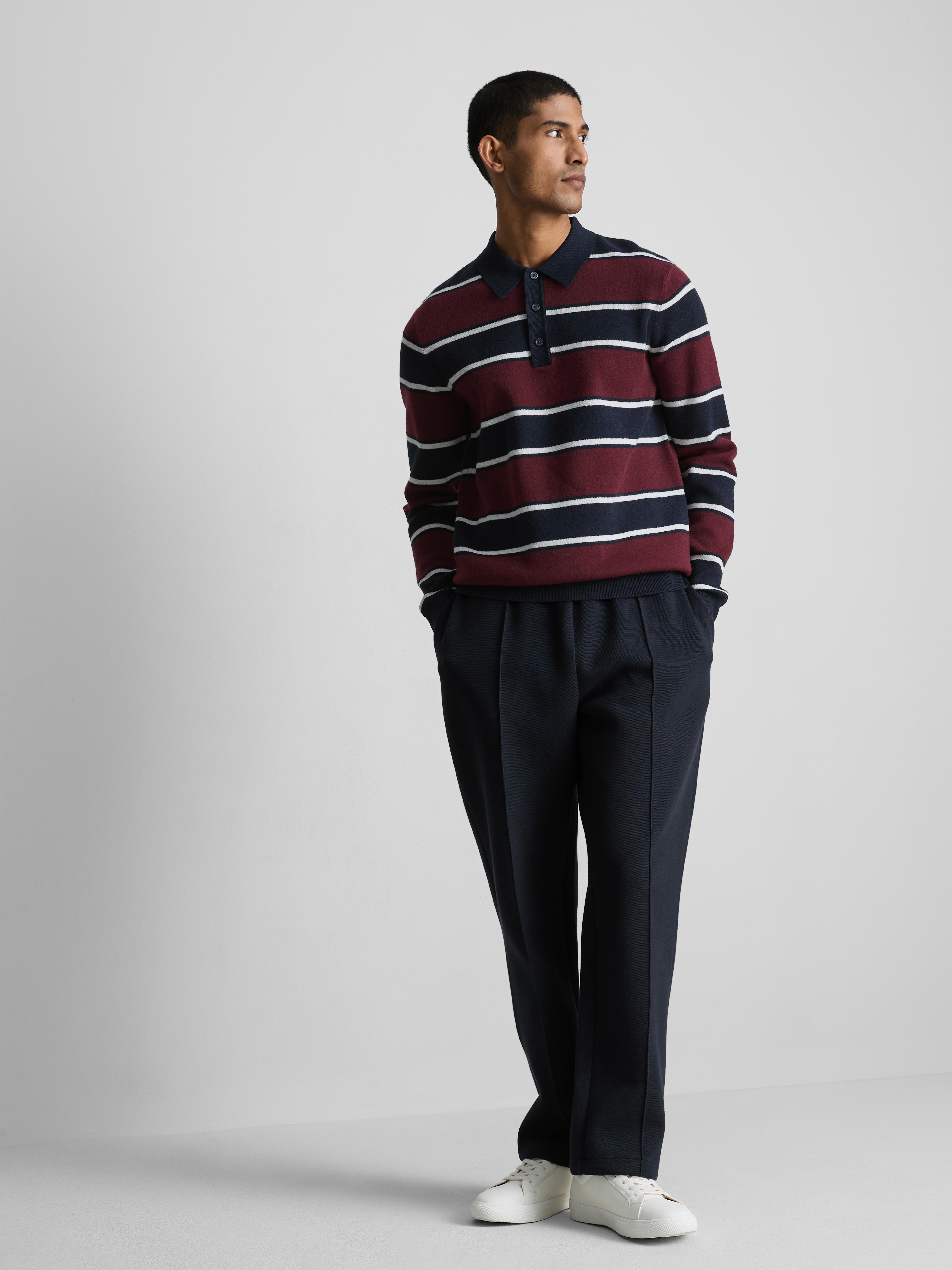 Gestrickter Polopullover mit Streifen