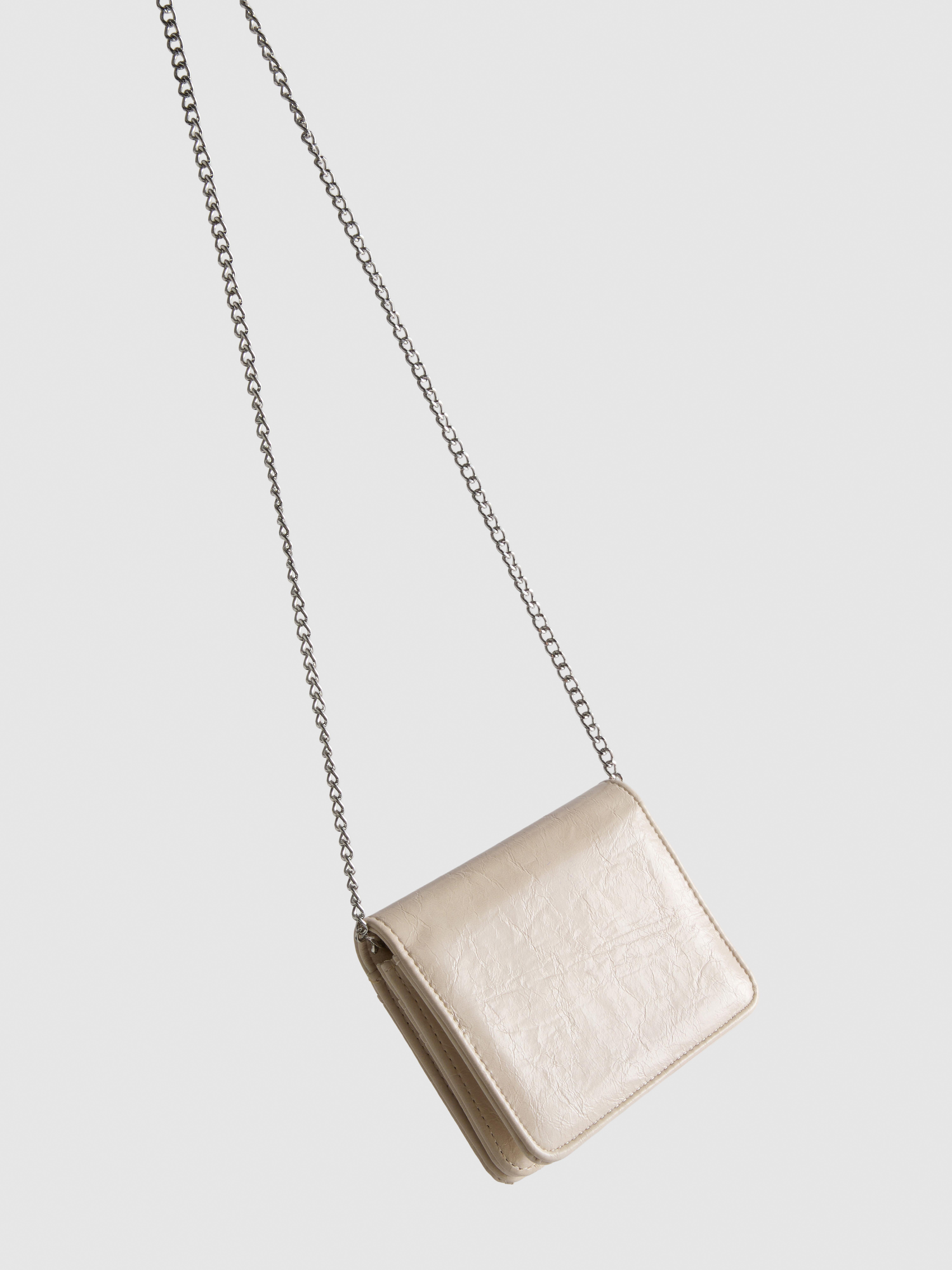 Portemonnee met ketting en gespdetail
