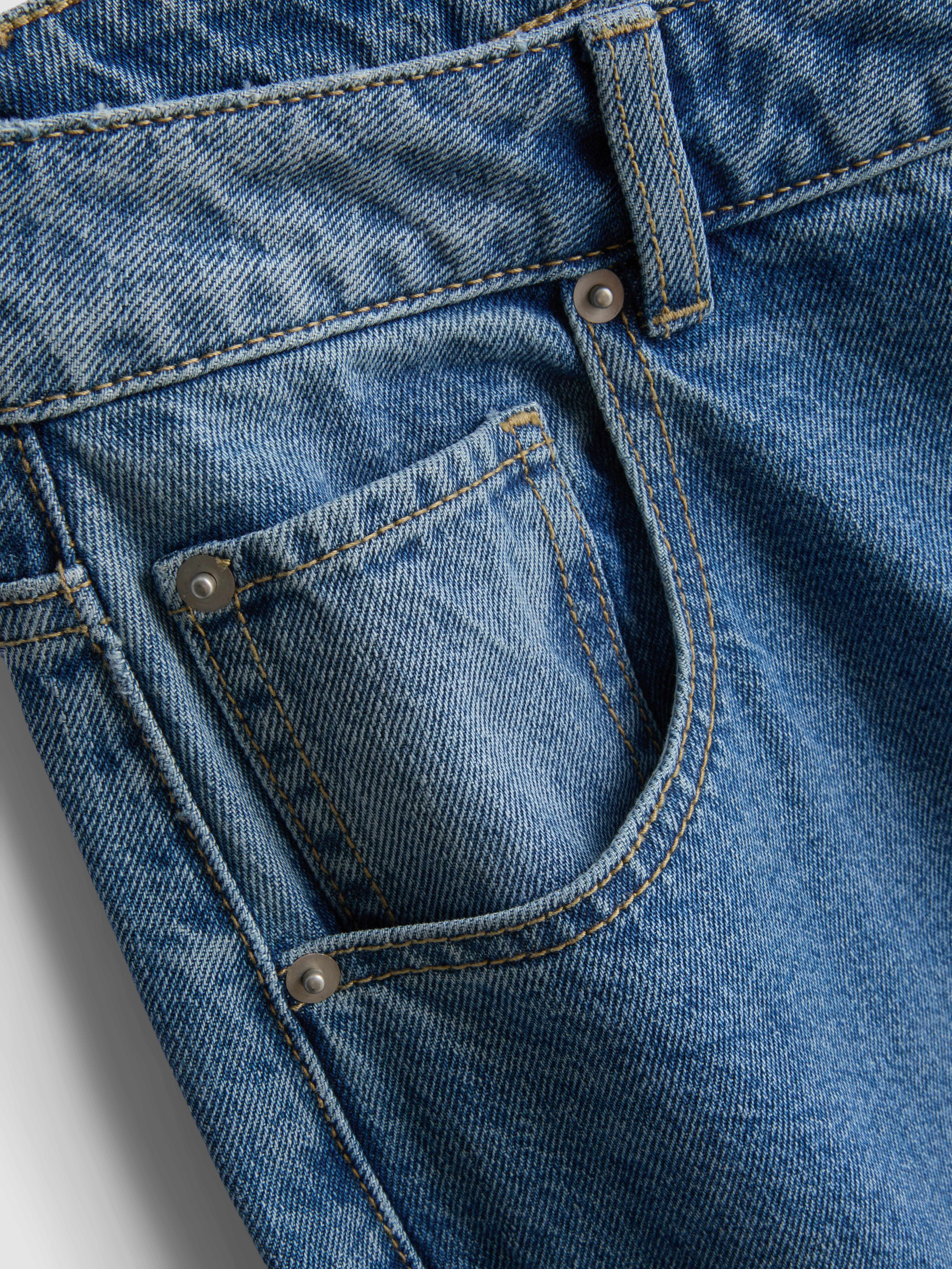 High-Waisted Barrel-Leg Jeans