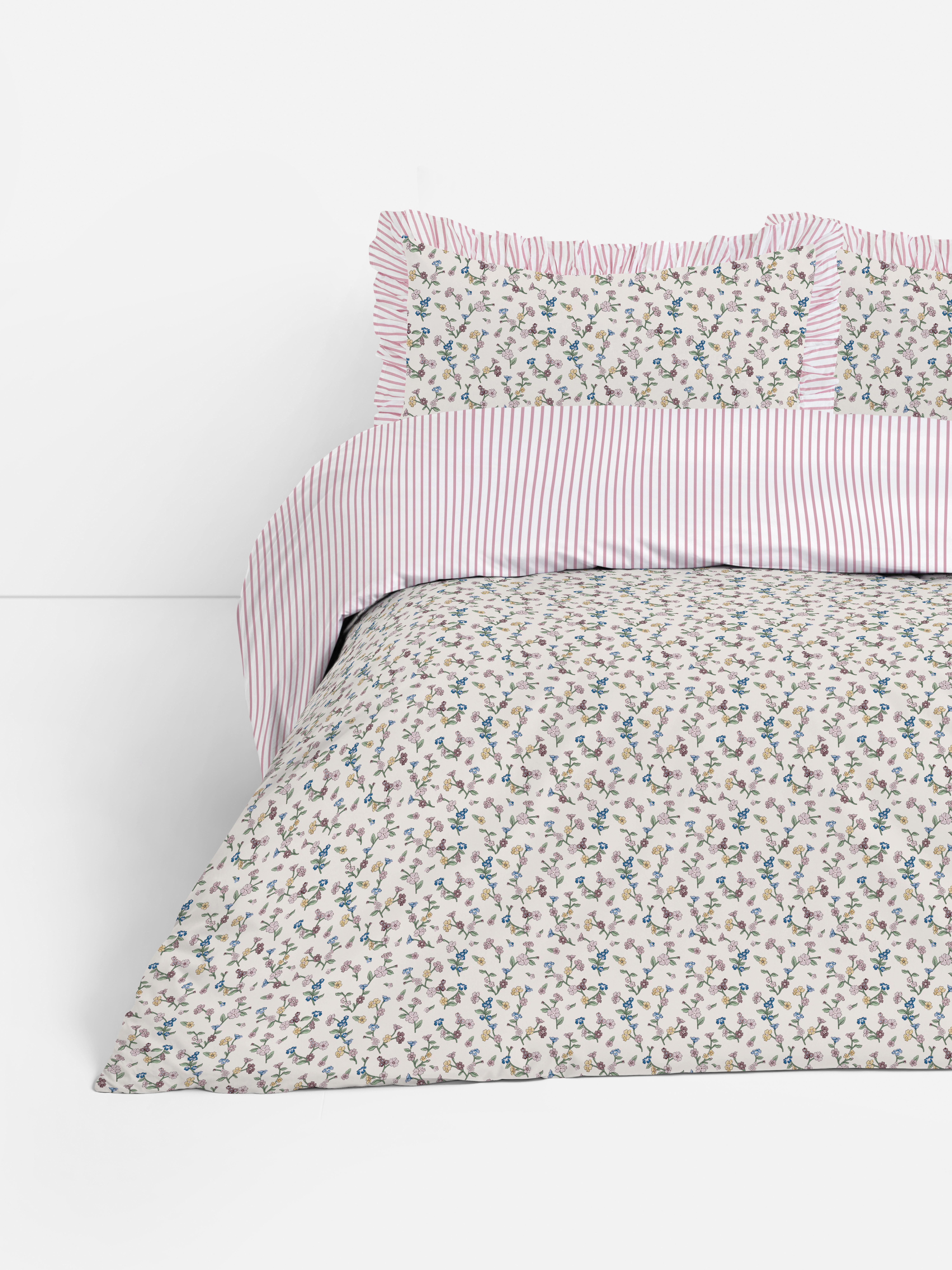 Bettwäscheset mit hohem Baumwollanteil mit Blumenmuster und Streifen, Super-Kingsize