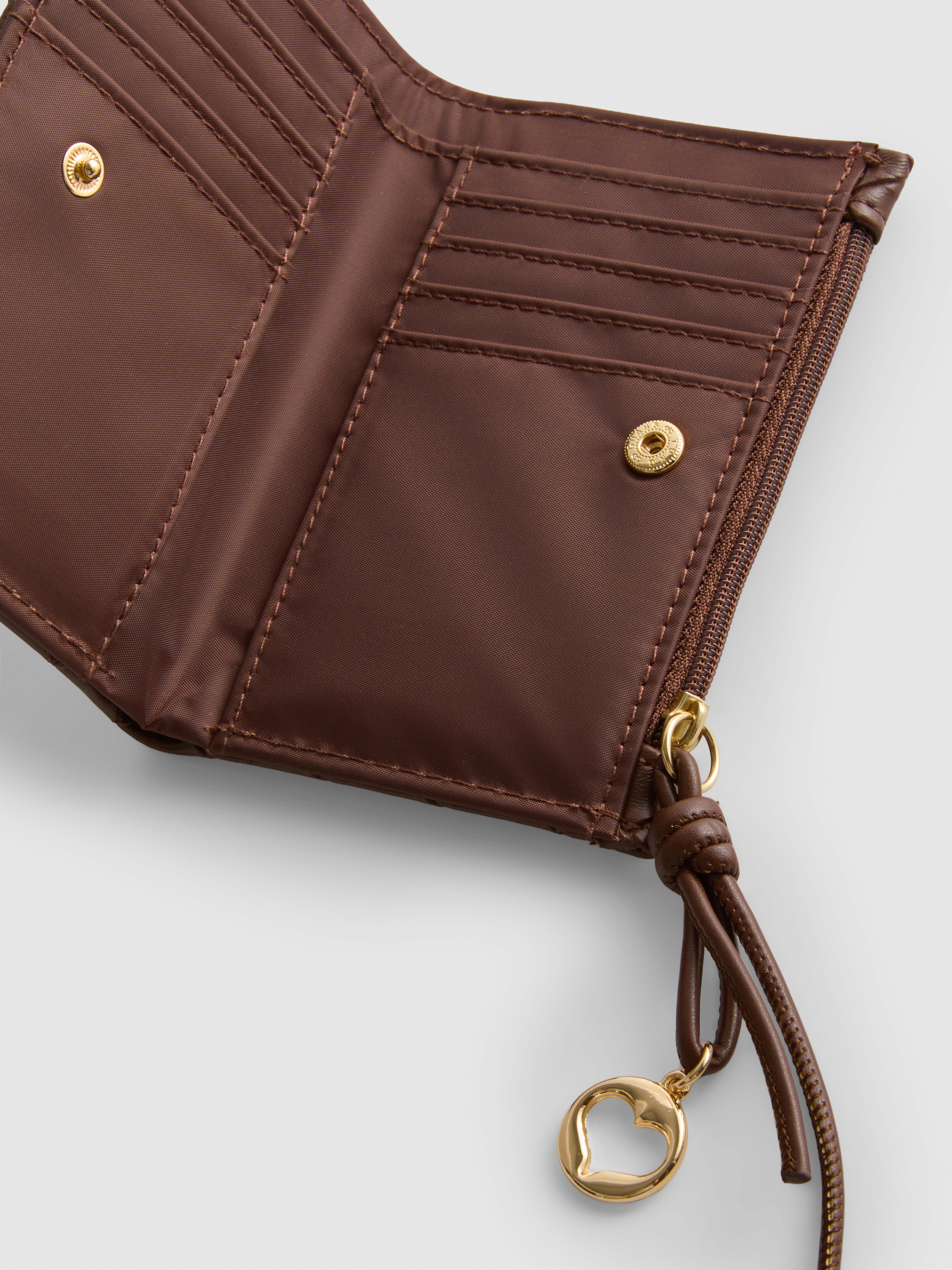 Initial Foldout Purse