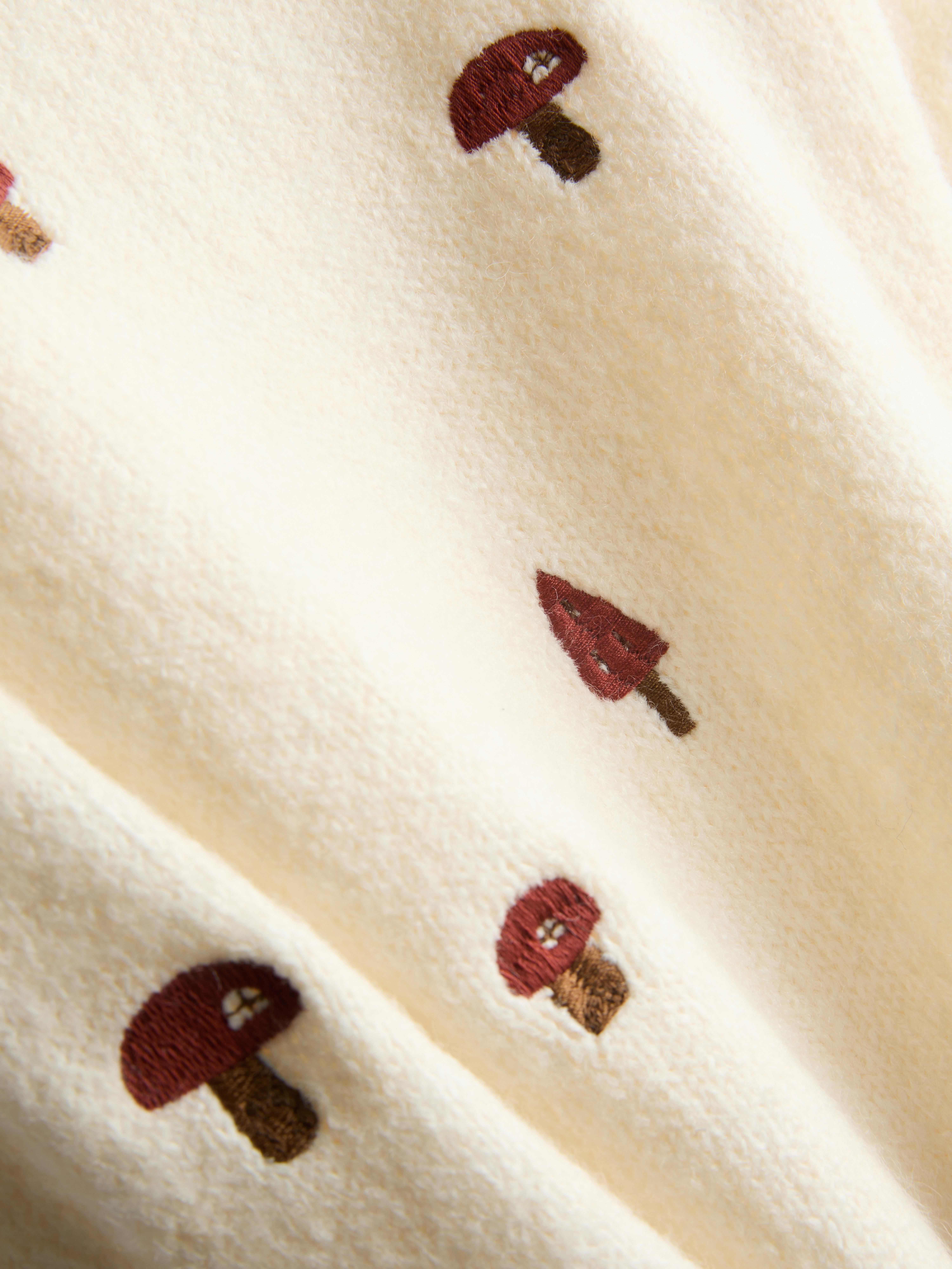 0-18mths | Embroidered Sweater and Pants Newborn Set