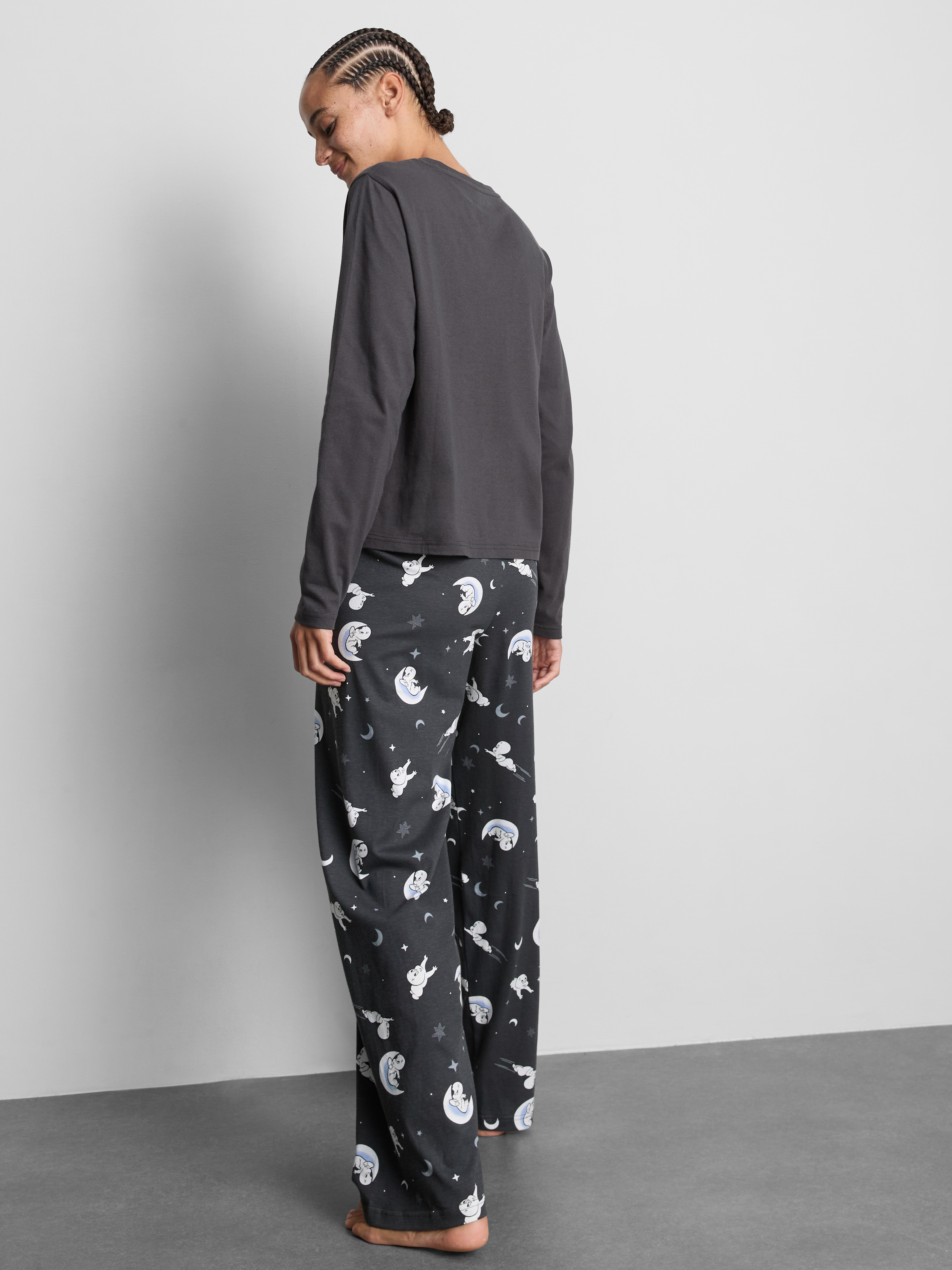 Casper The Friendly Ghost Graphic Pajamas