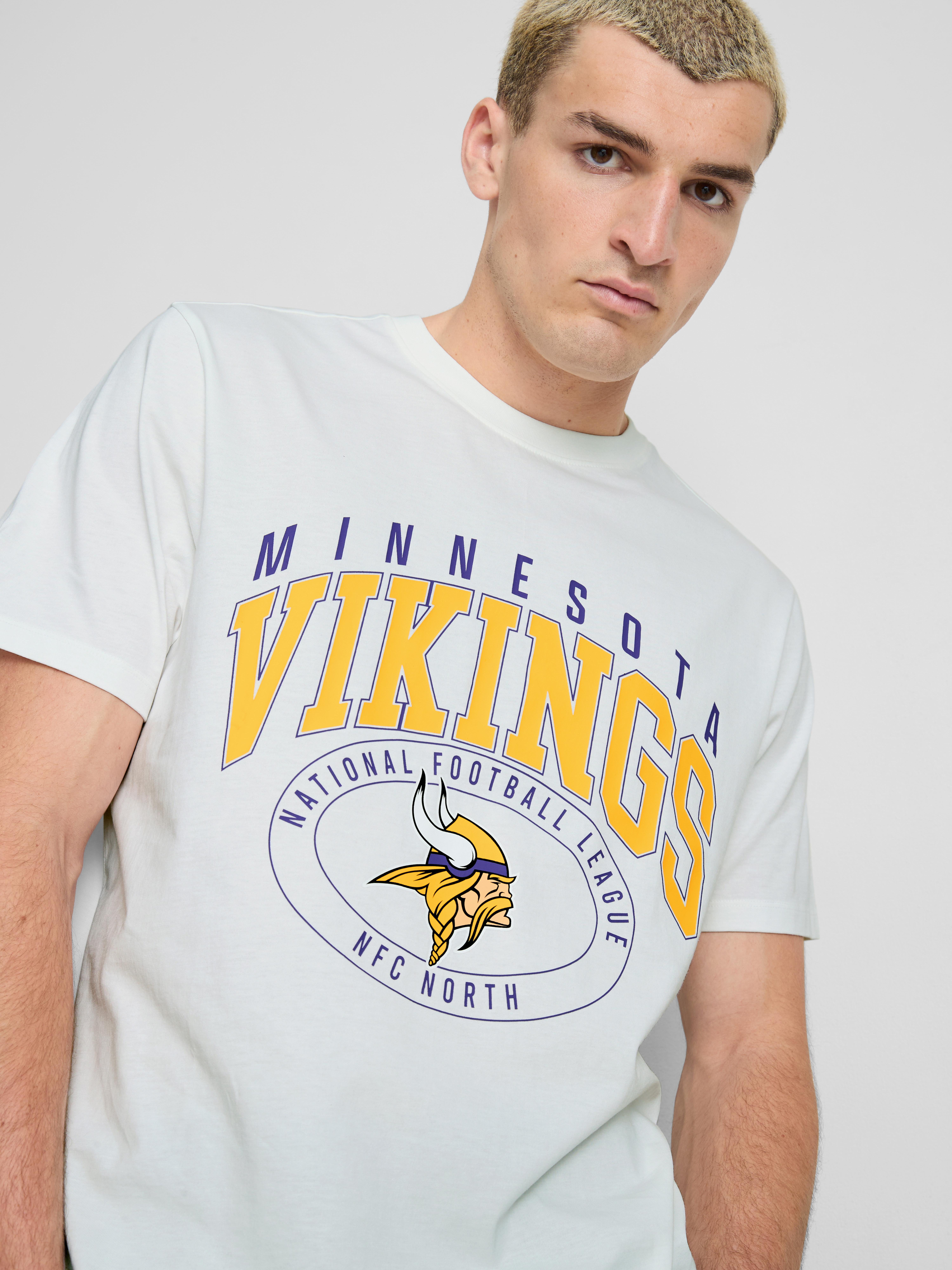 NFL Minnesota Vikings Graphic T-Shirt