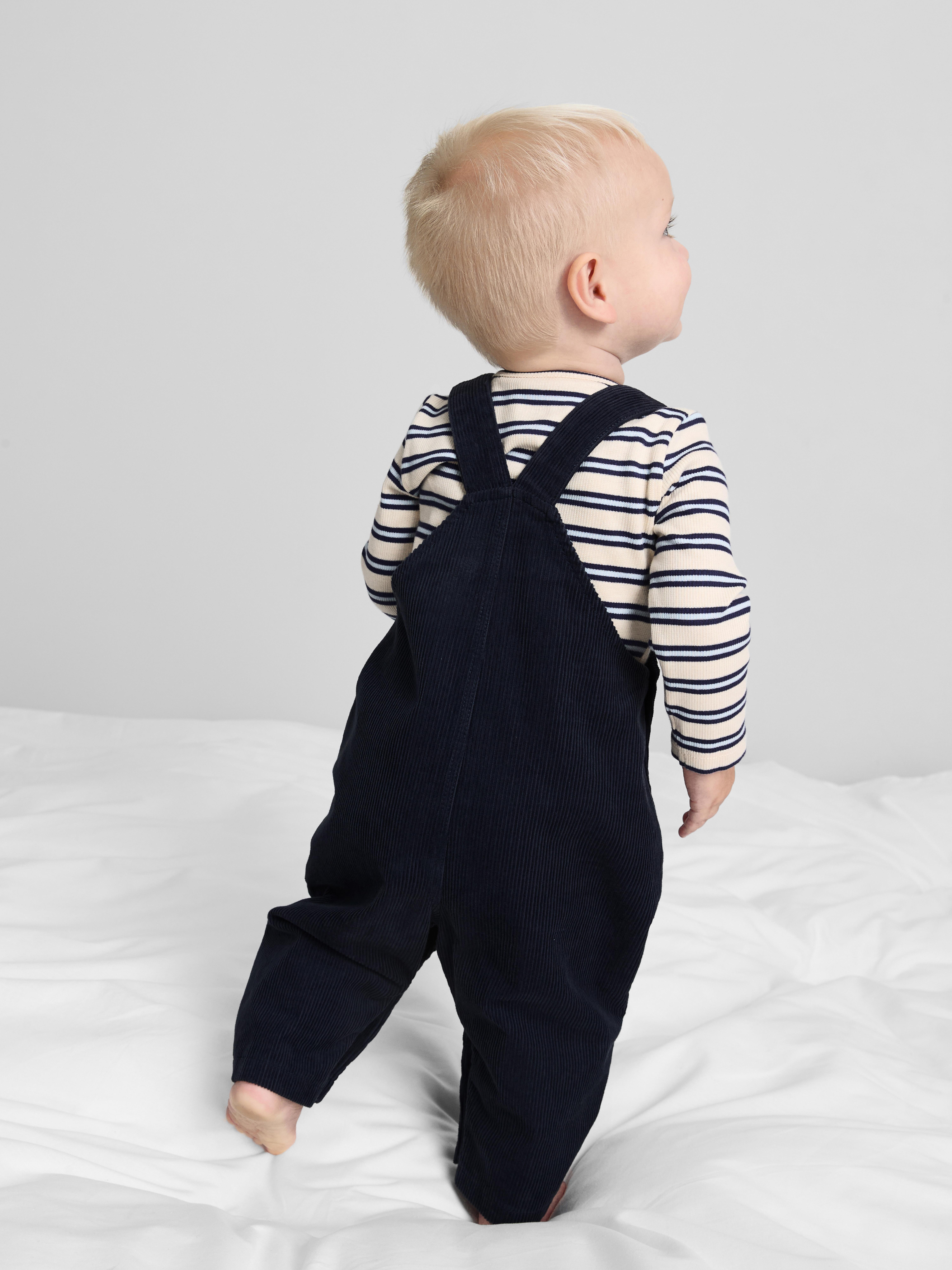 0-18mths | Pure Cotton Onesie and Corduroy Overalls Newborn Set