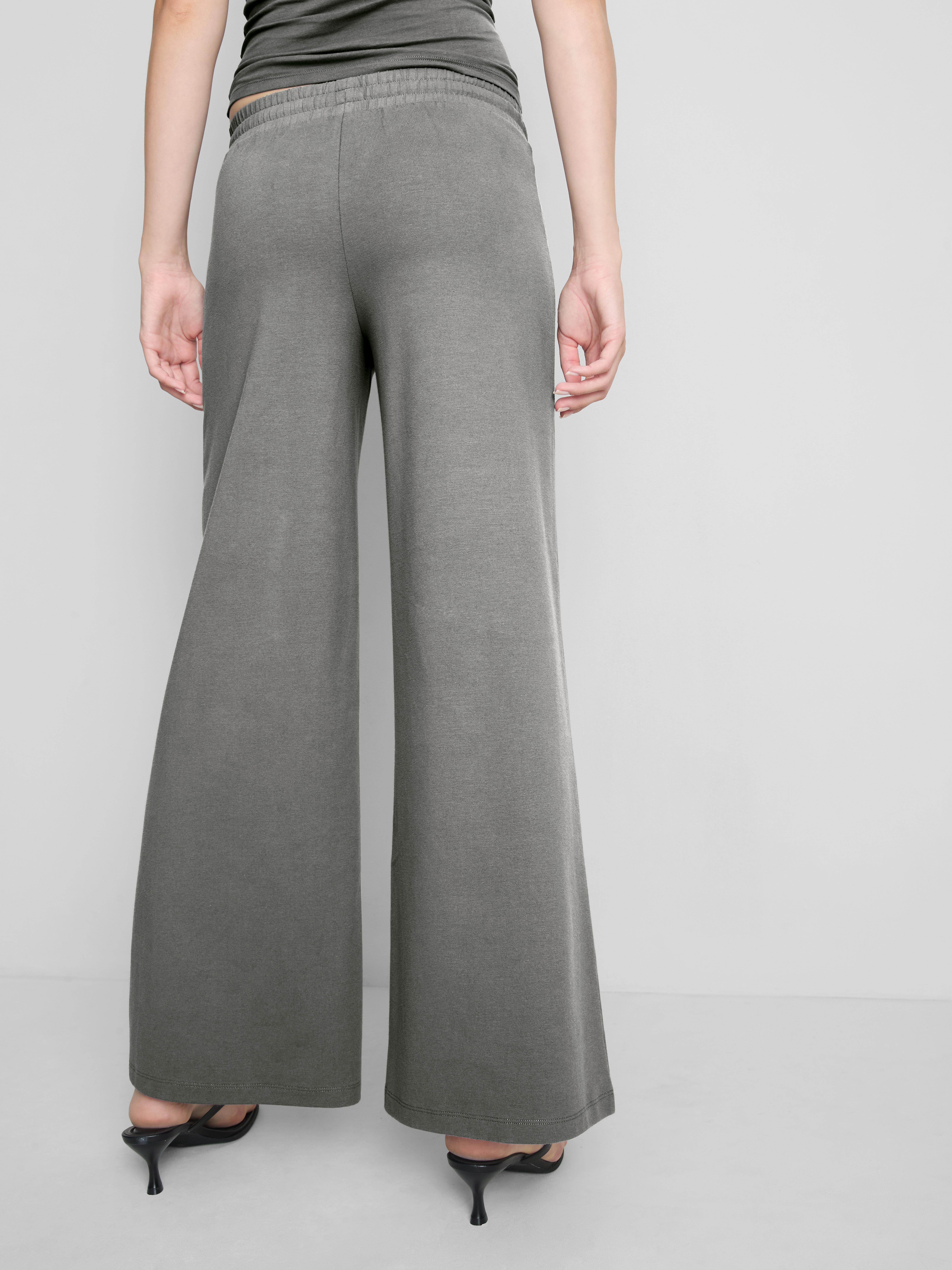 Mid-Rise Cotton Rich Straight Leg Pants