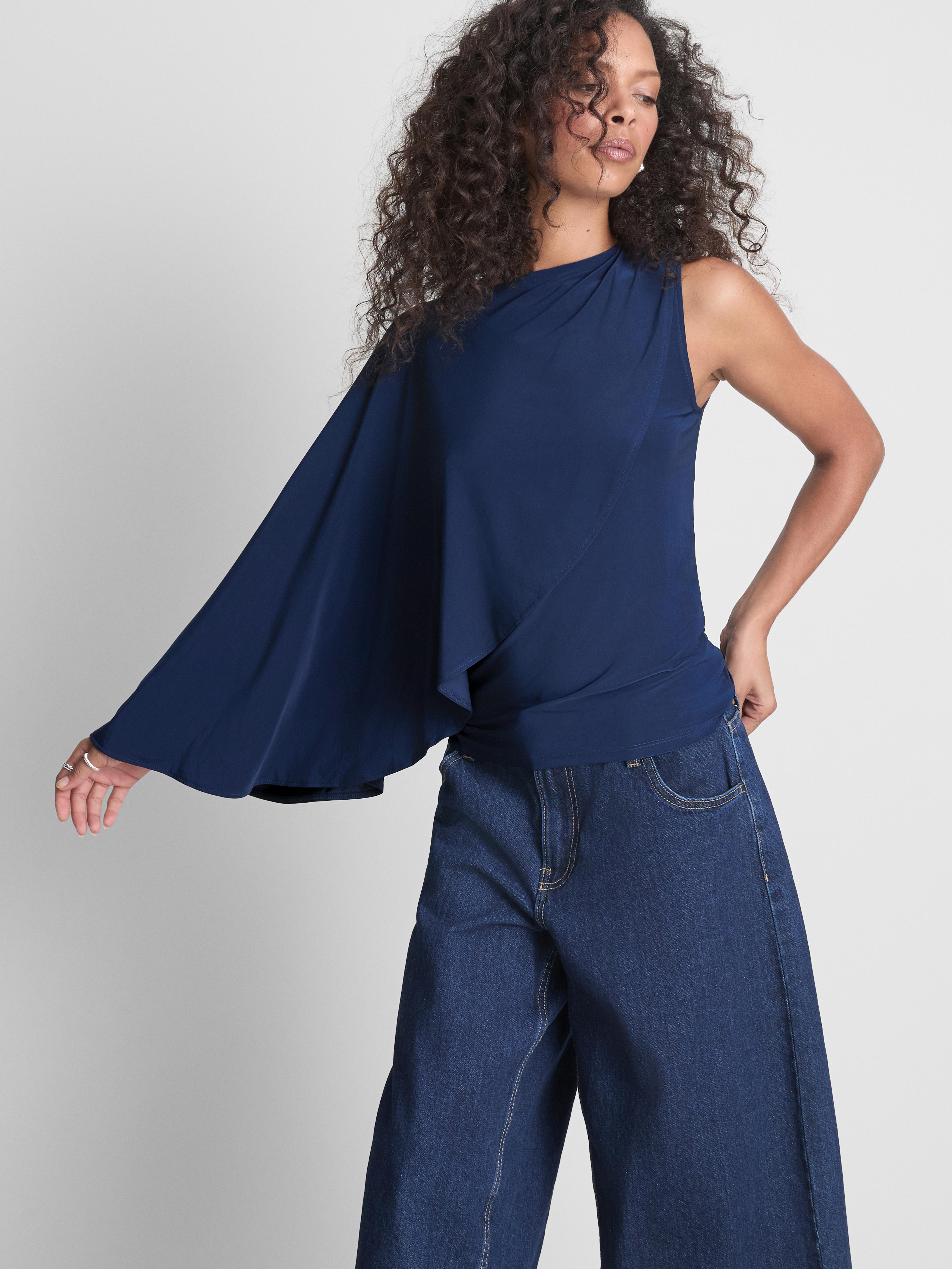 Asymmetric Cape Top