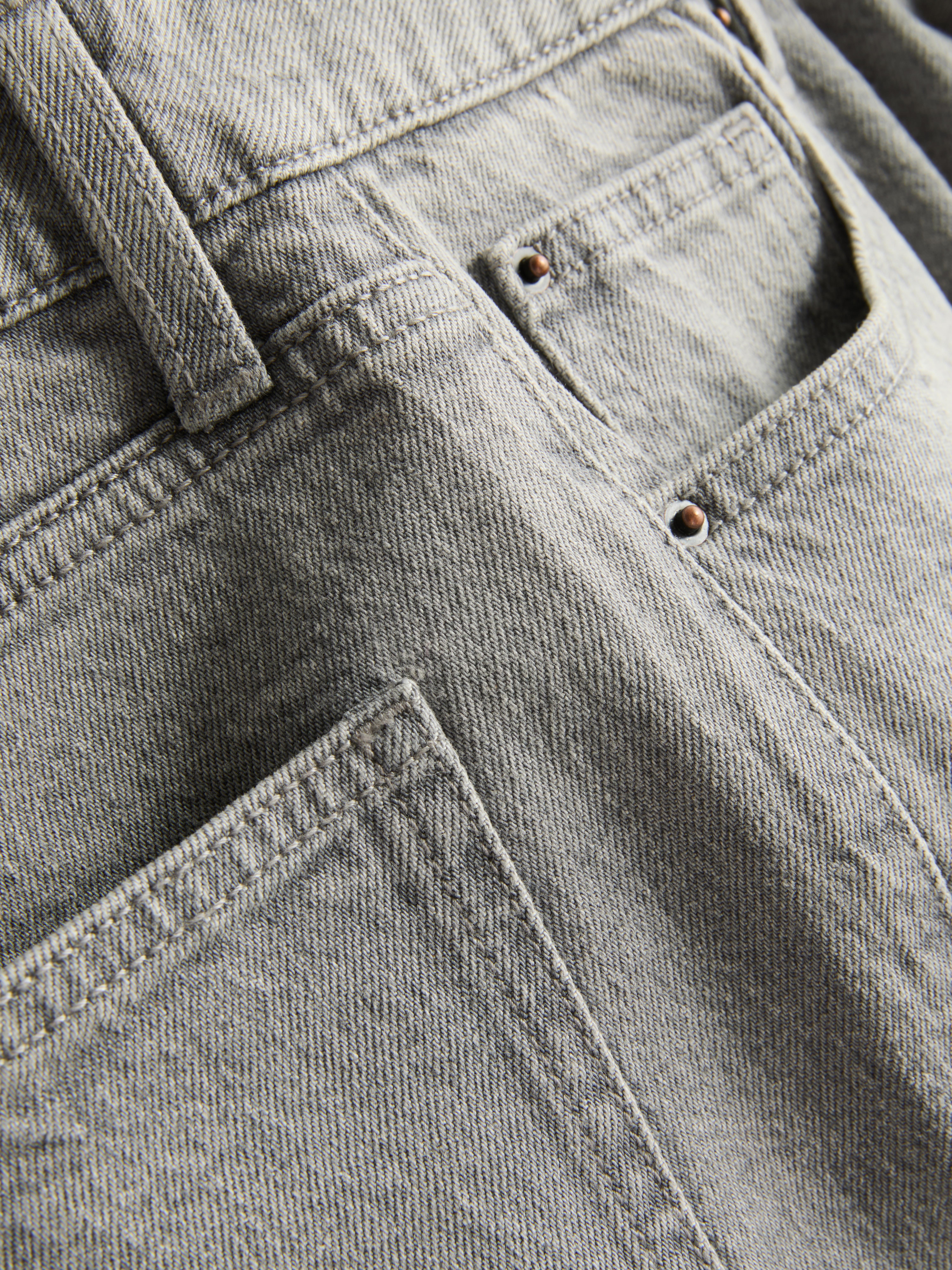 Strakke jeans met rechte pijpen